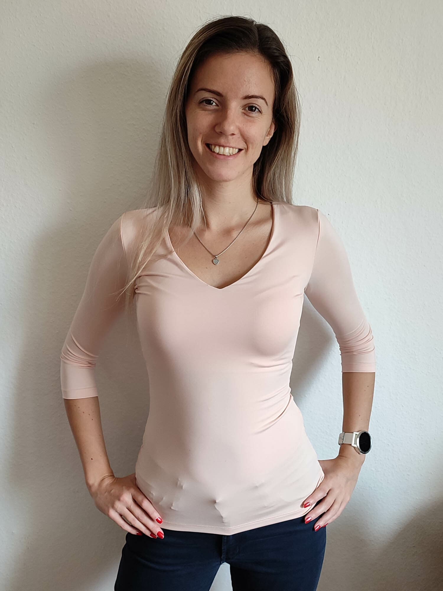 Love V nyakú basic púder színű felső