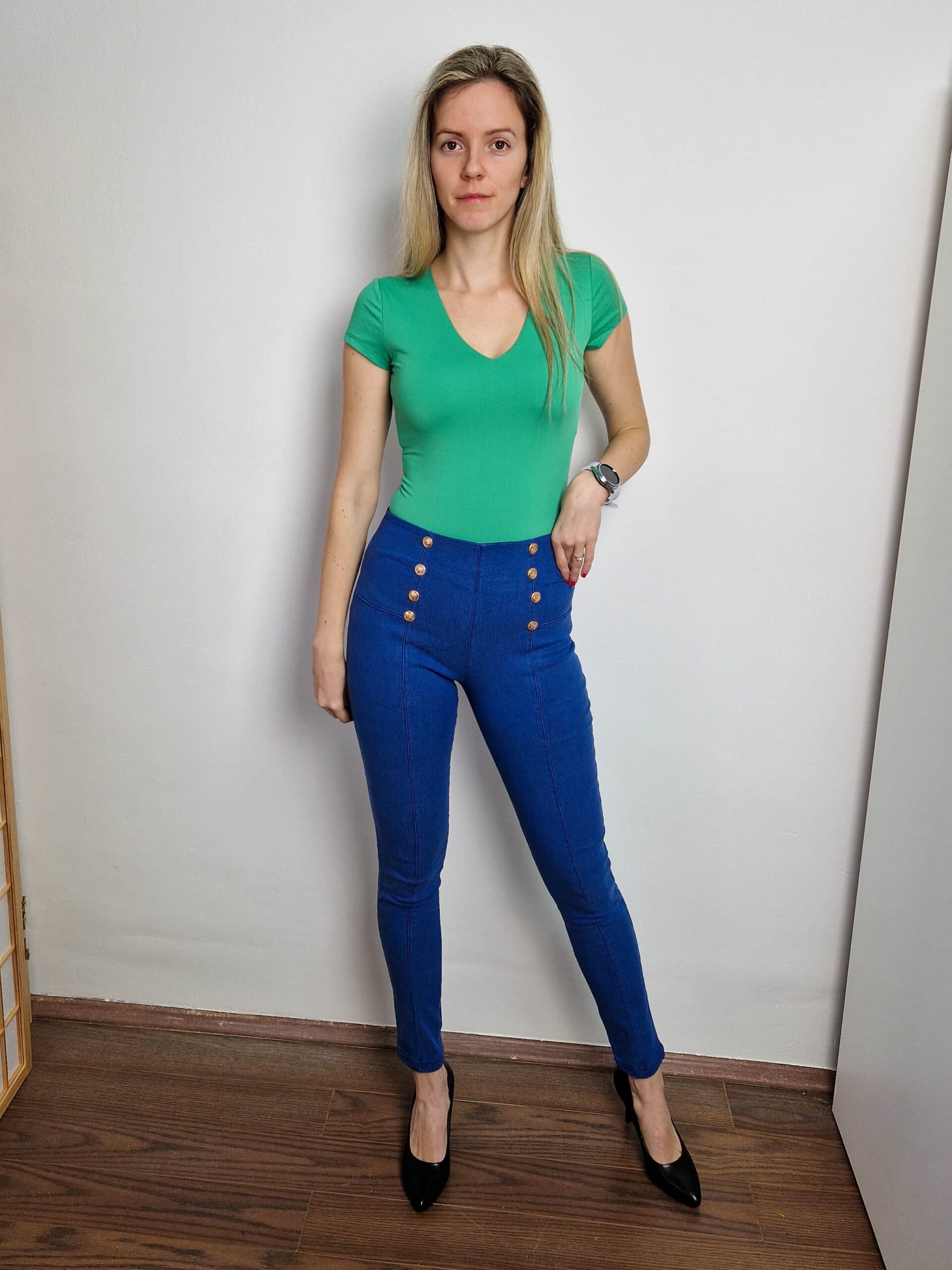 love-zold-rovid-ujju-v-nyaku-basic-felso-11