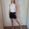 sporty-feher-csikos-fekete-zsebes-rovidnadrag-12