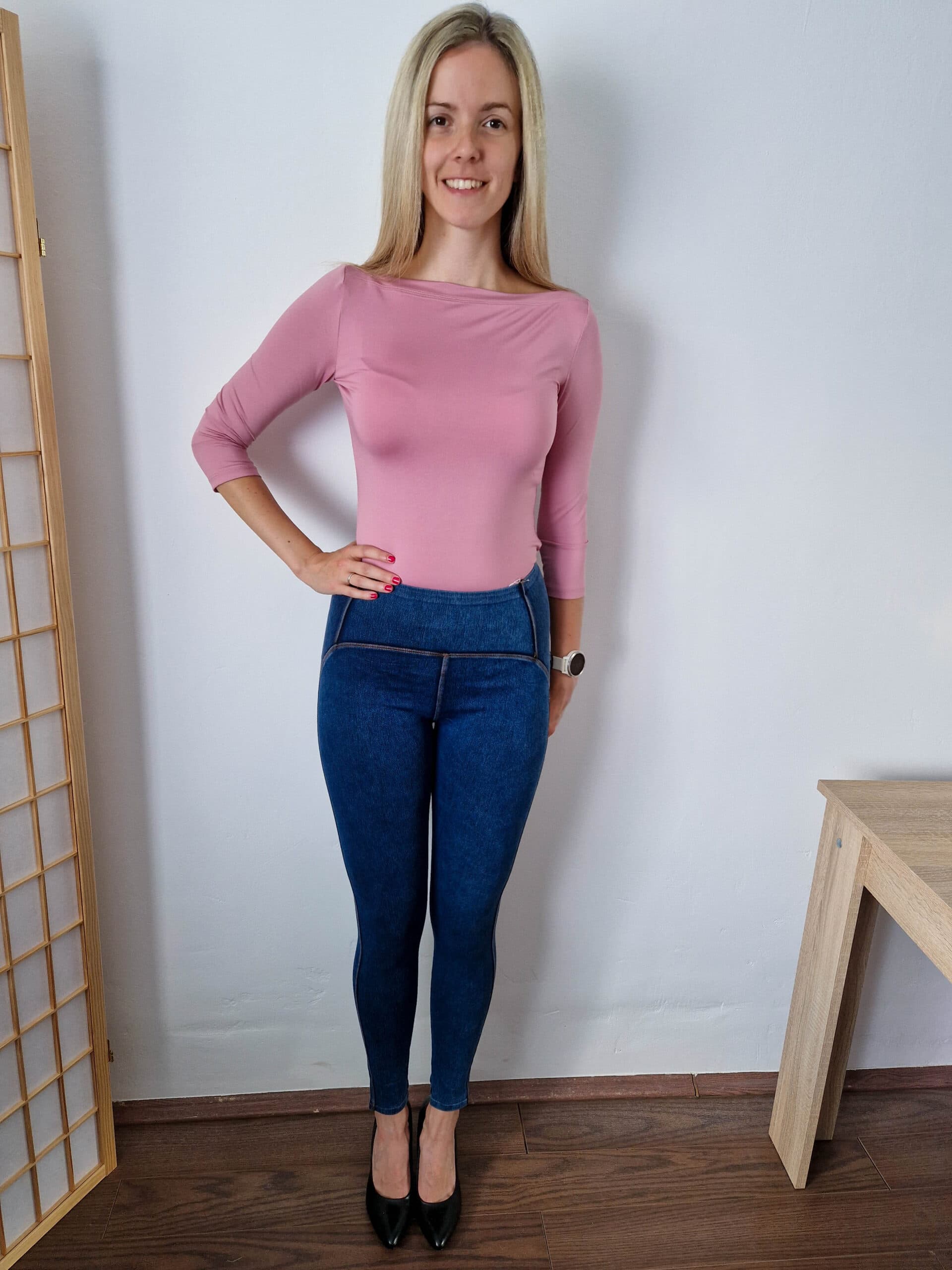 joy-sotetkek-alakformalo-farmerhatasu-push-up-leggings-12