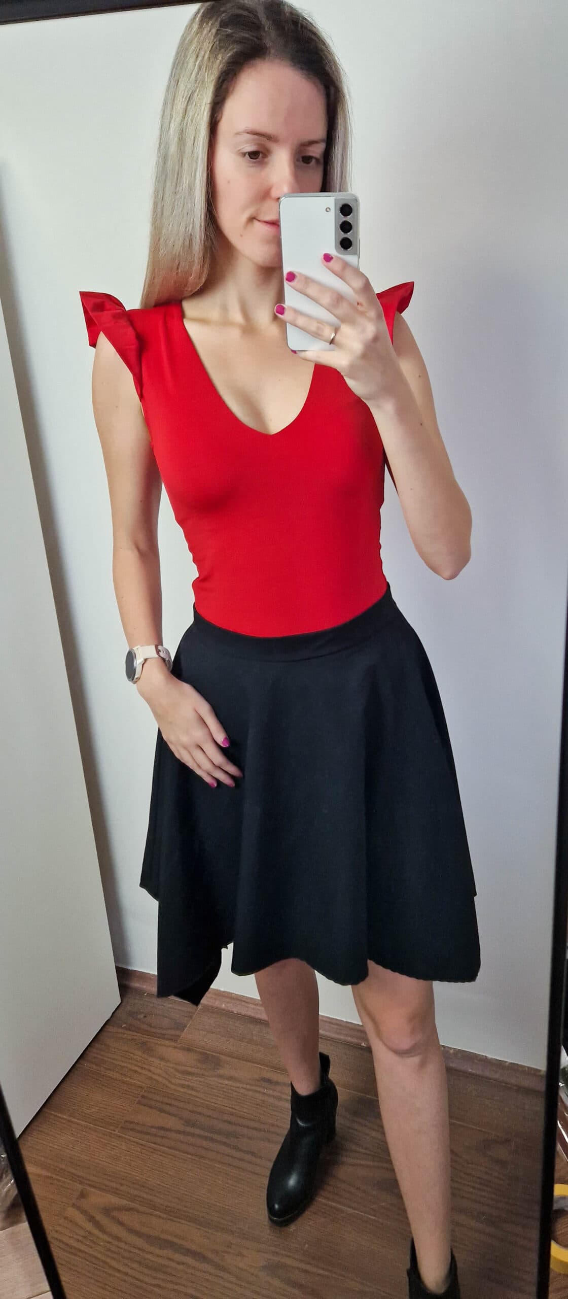 love-fodros-vallu-ujjatlan-piros-felso-12