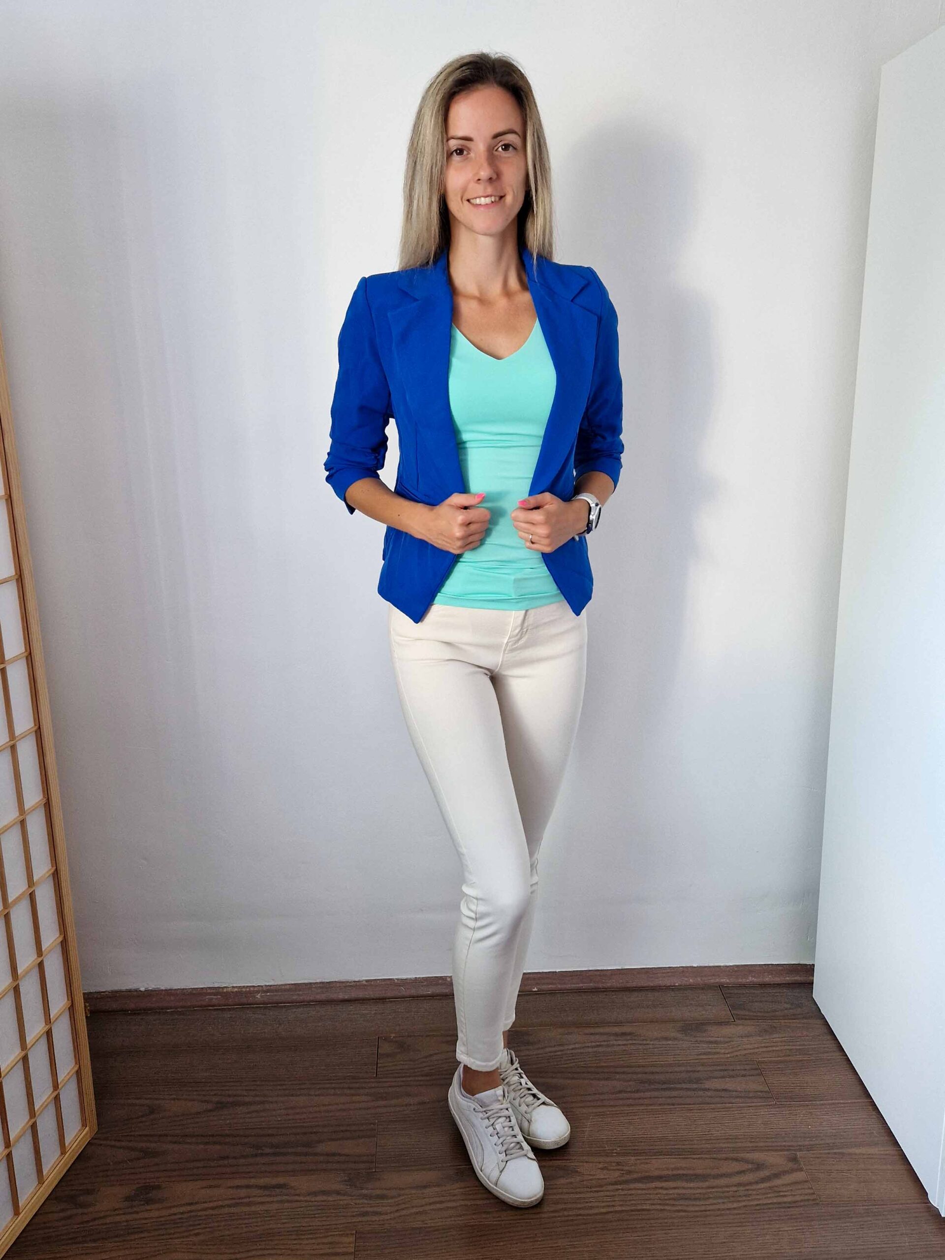 love-v-nyaku-basic-menta-felso-8