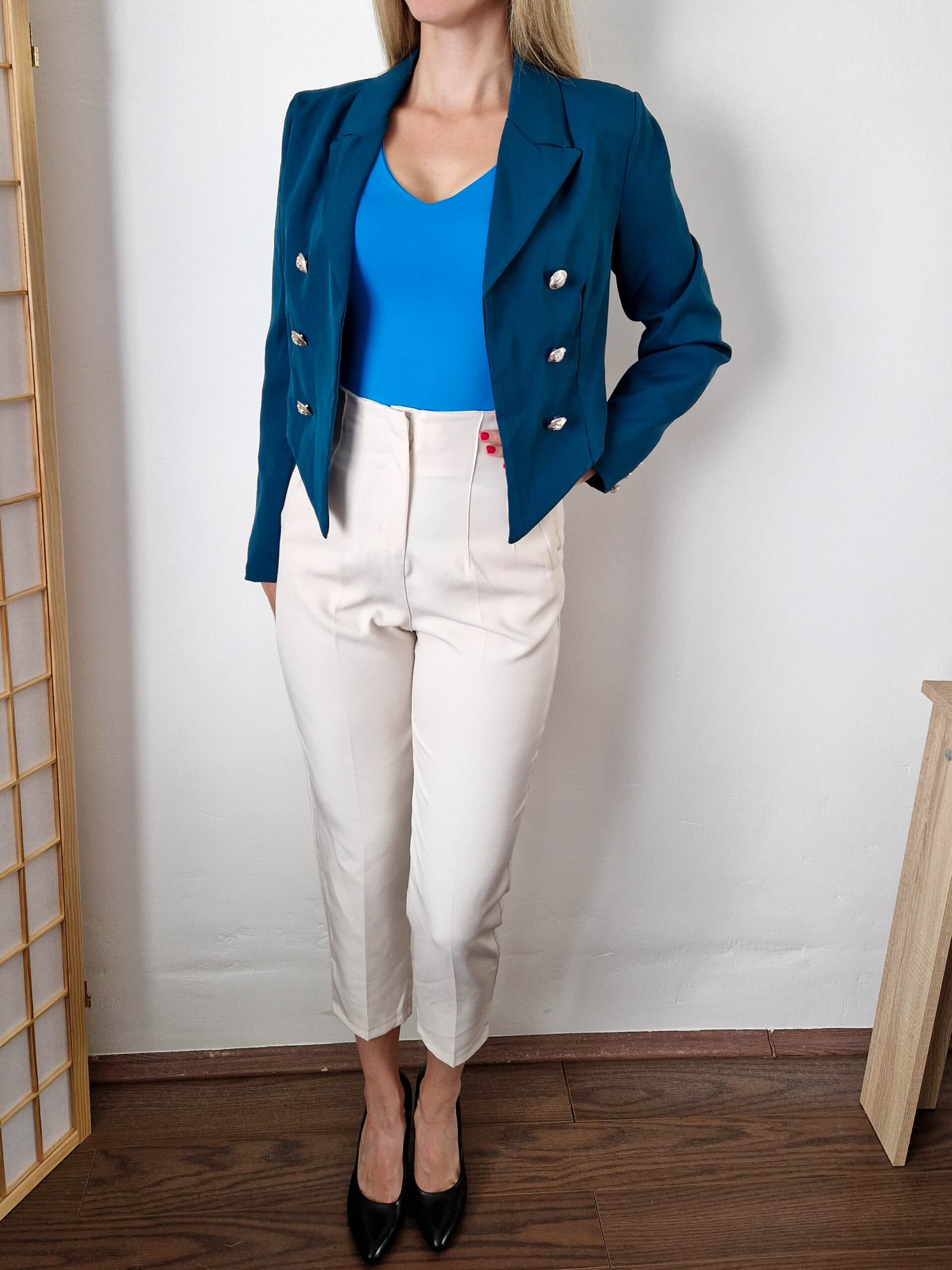 elegant-kremszinu-elere-vasalt-nadrag-26