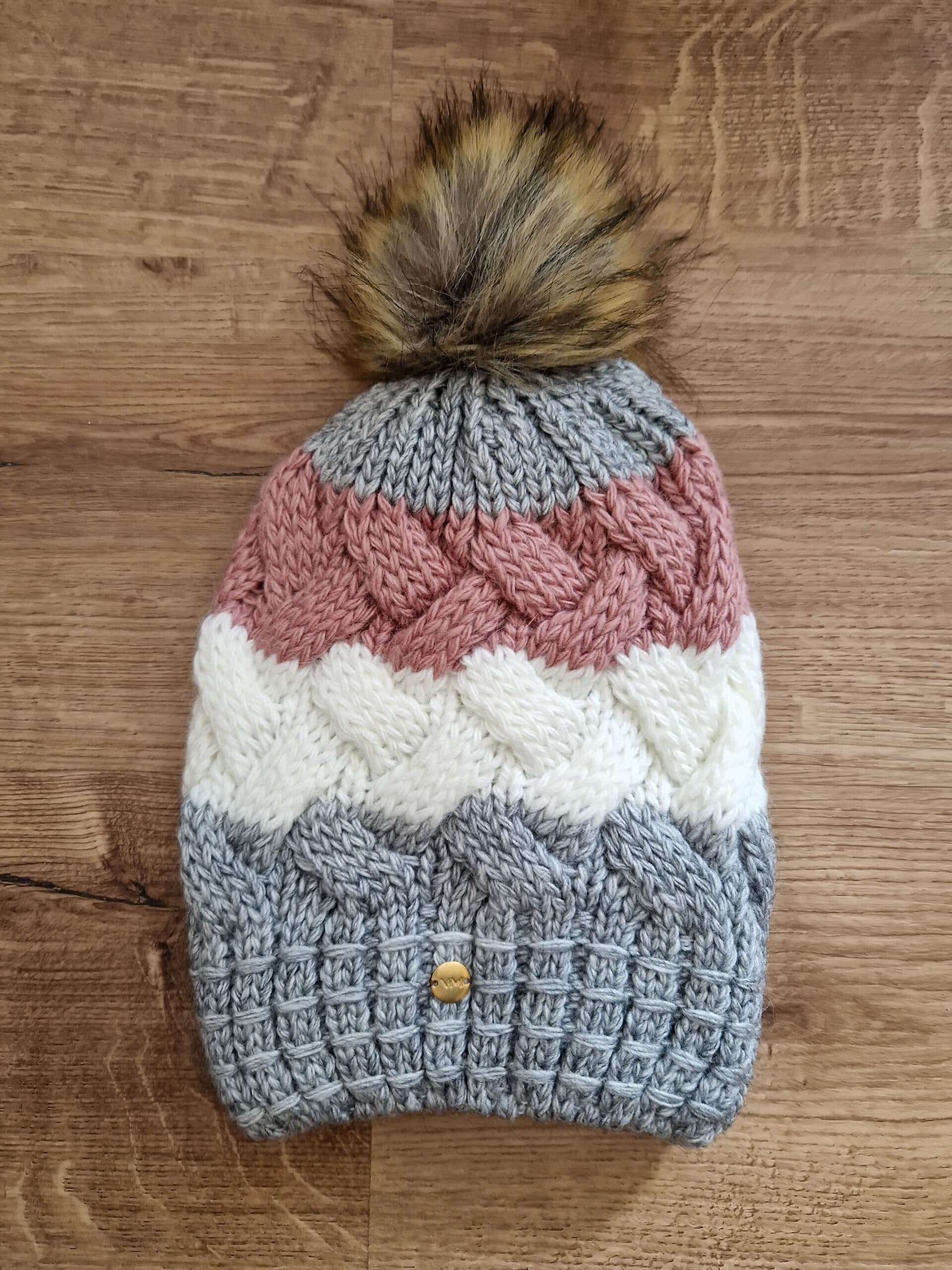 lizi-szurke-kotott-sapka-1