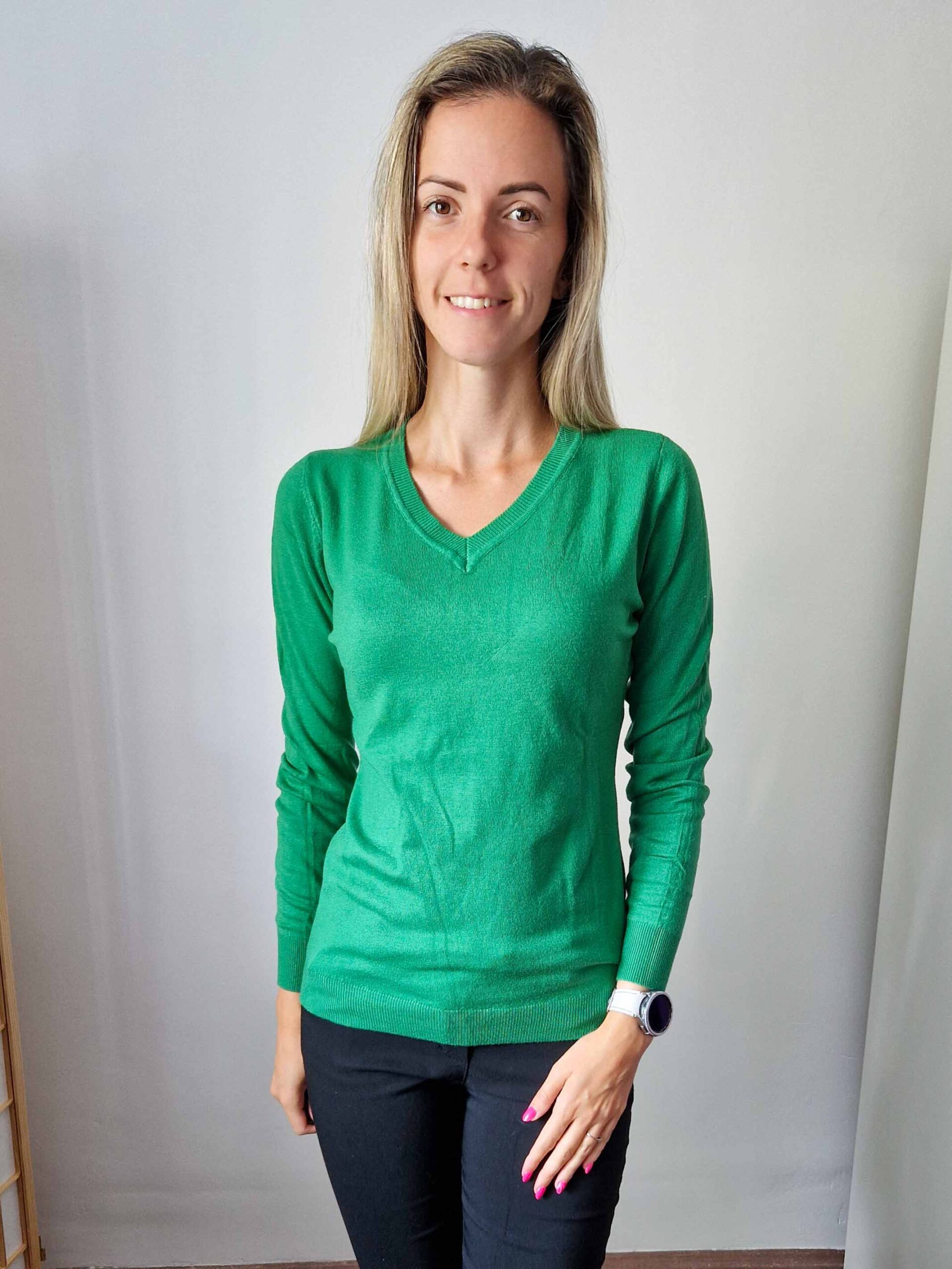 tia-zold-puha-finomkotott-v-nyaku-pulover-21