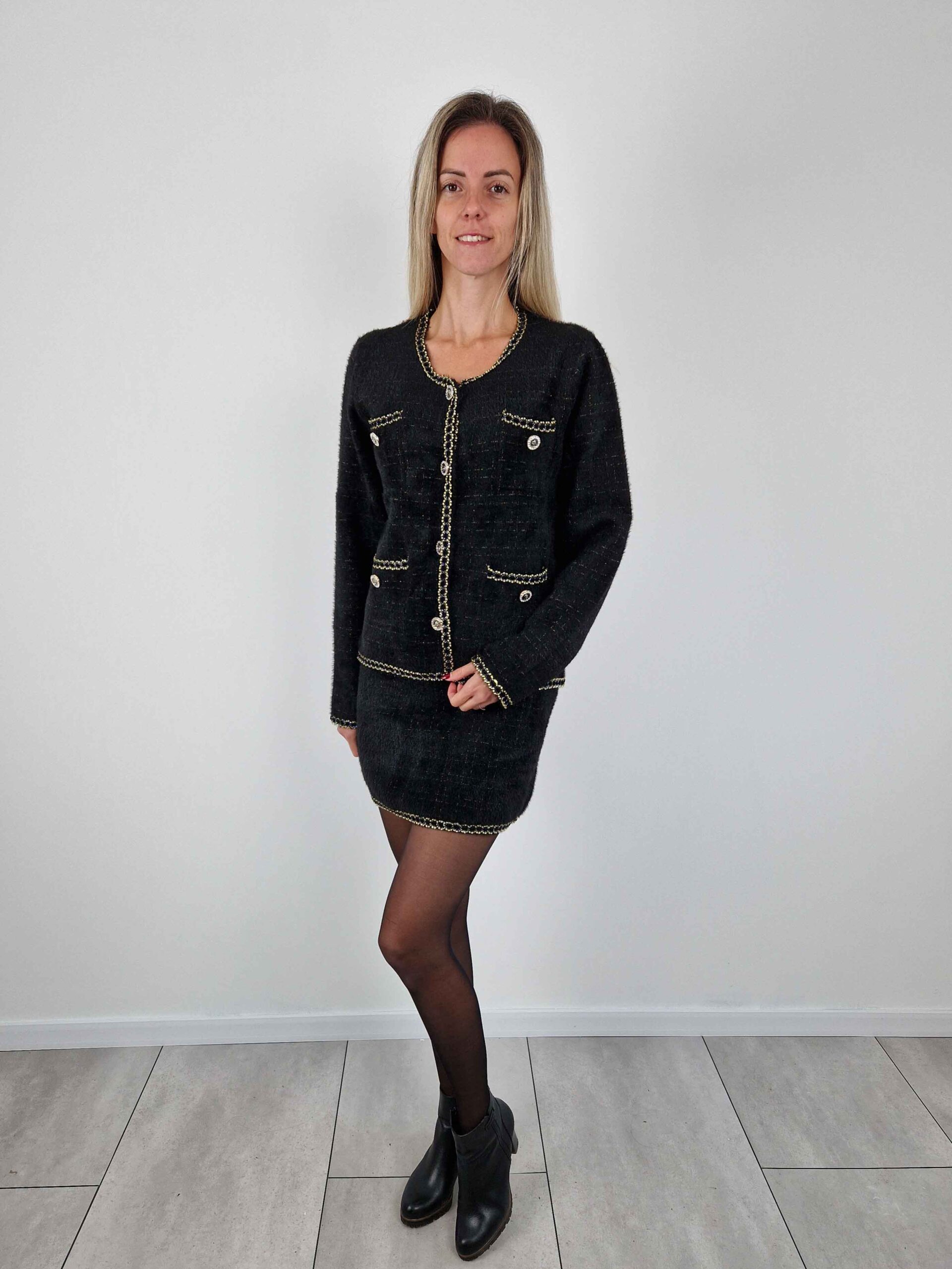 elena-fekete-blezer-szett-12
