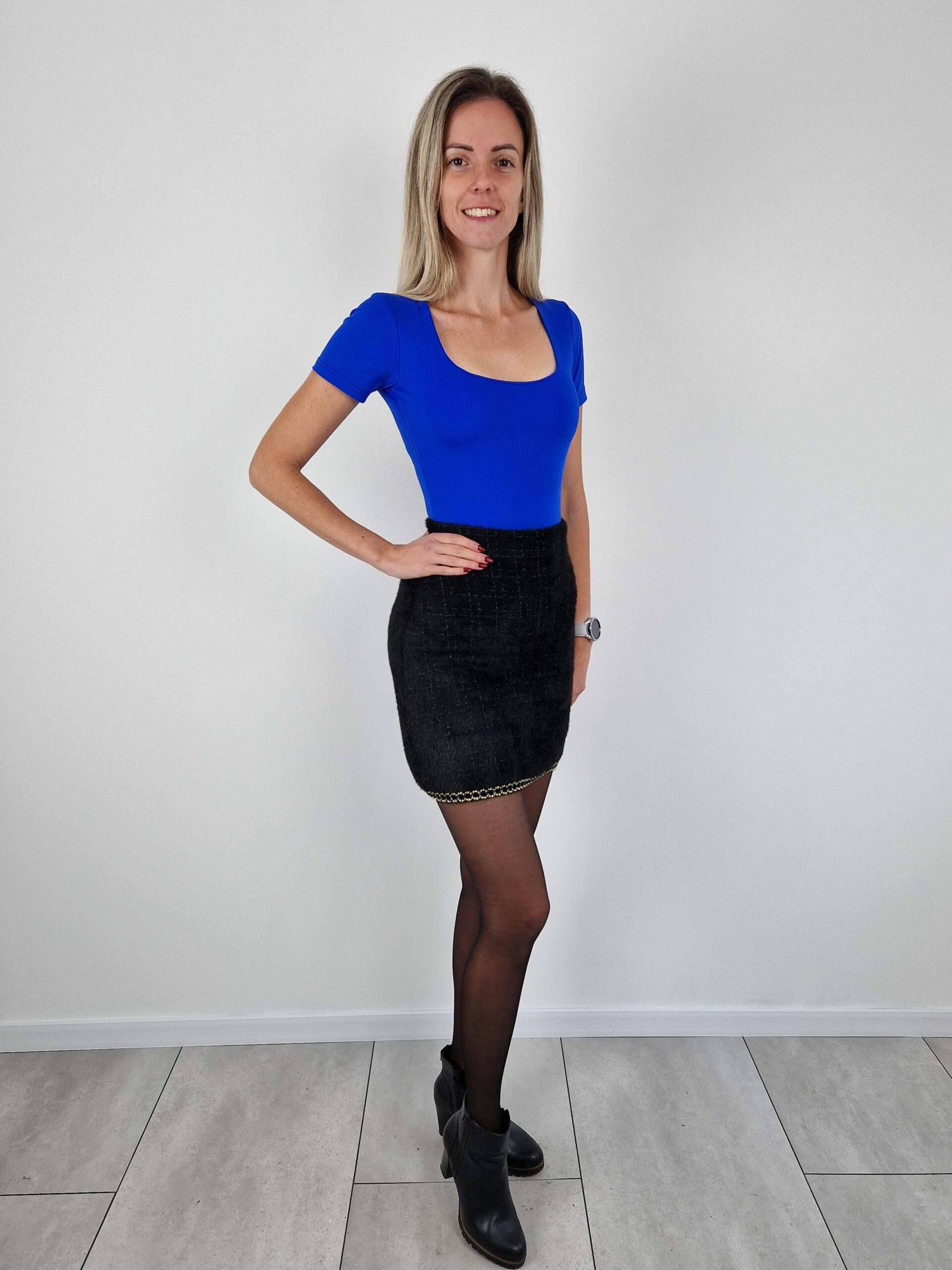 elena-fekete-blezer-szett-21
