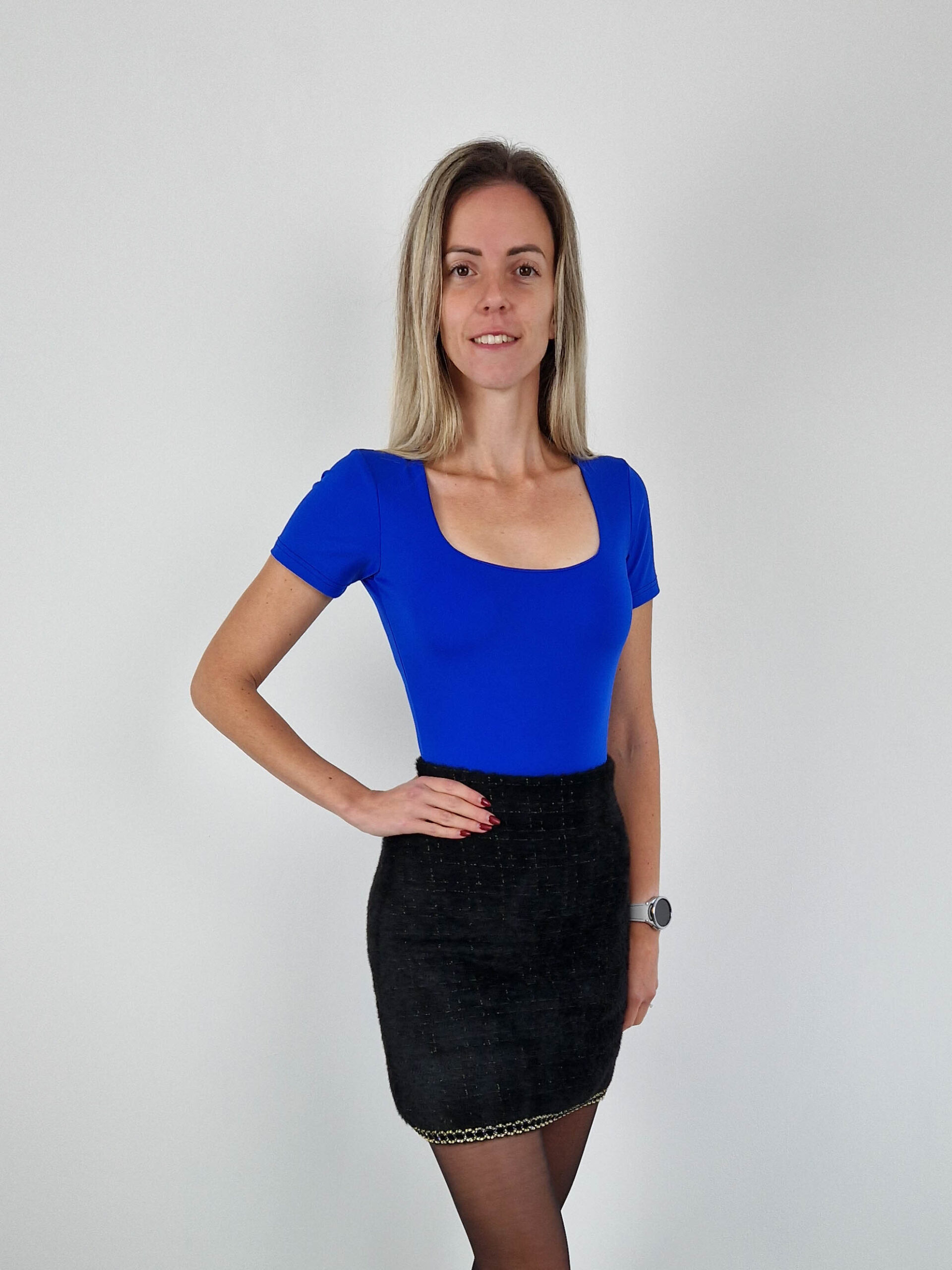 elena-fekete-blezer-szett-22