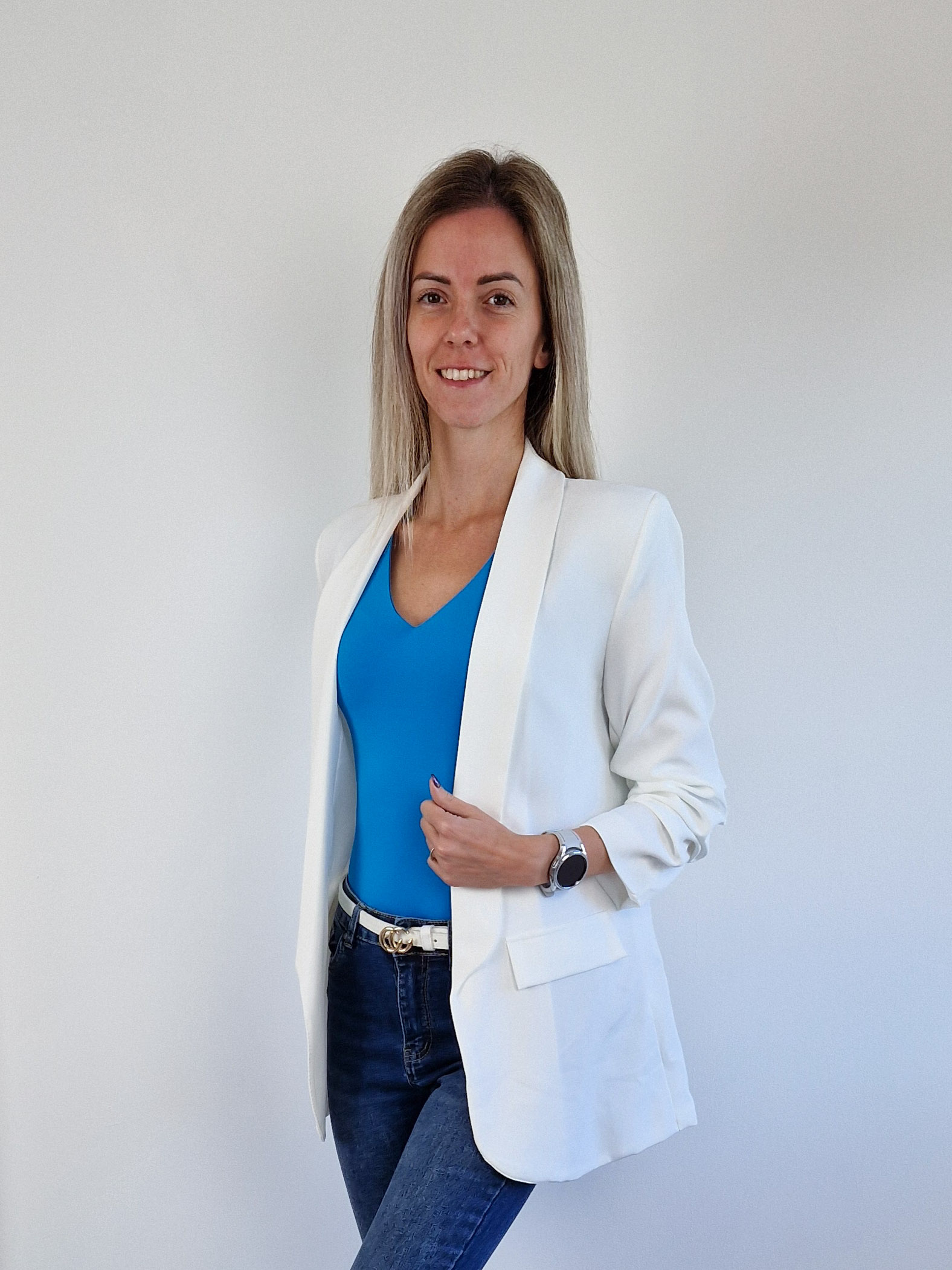 love-aqua-kek-rovid-ujju-v-nyaku-basic-felso-15