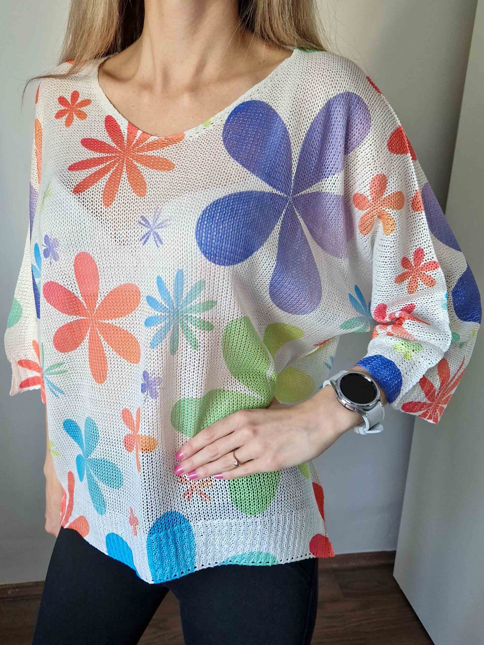 Blossom lazán kötött narancssárga virágmintás könnyed pulóver