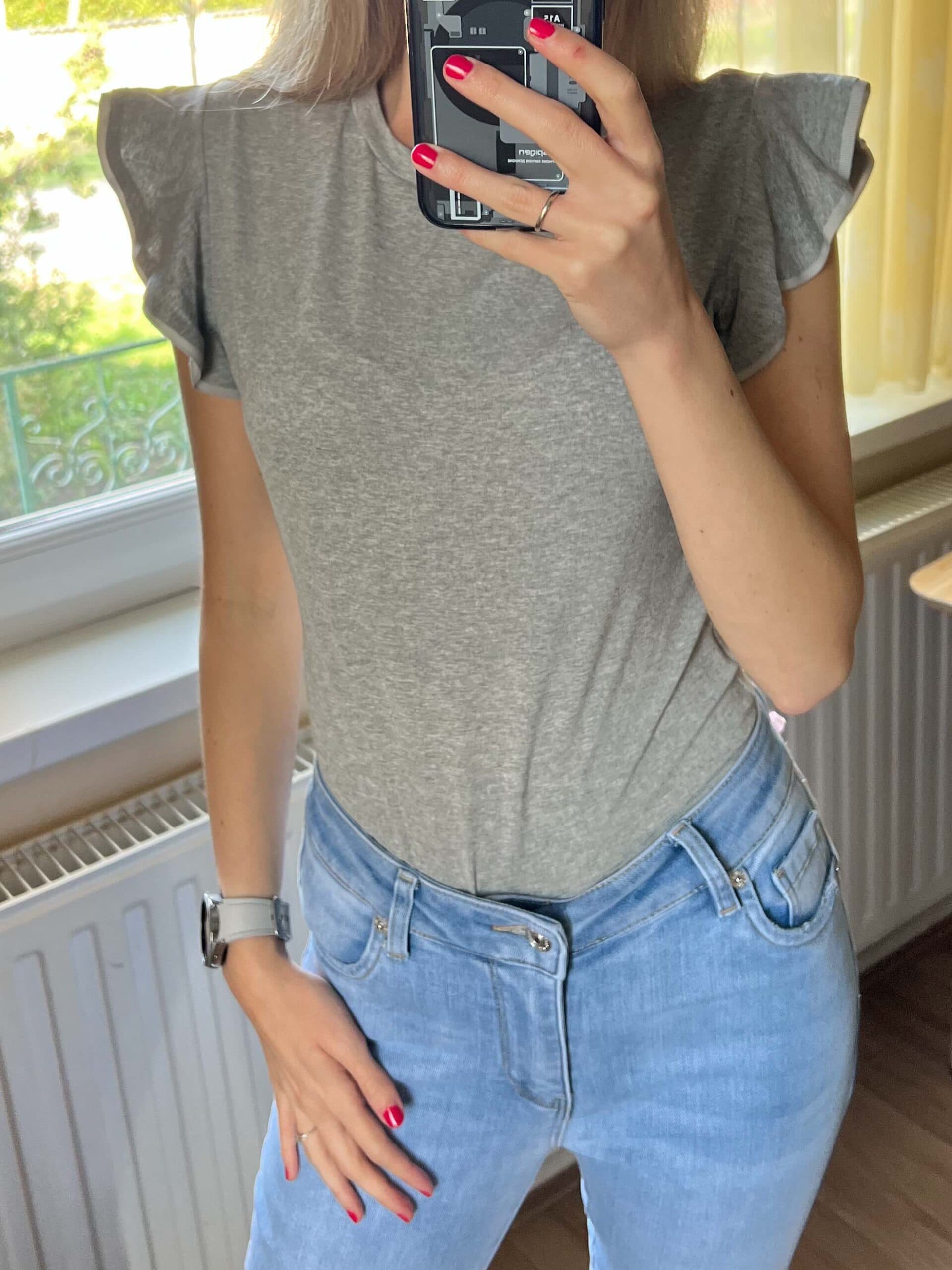 vali-szurke-fodros-vallu-viszkoz-felso-11