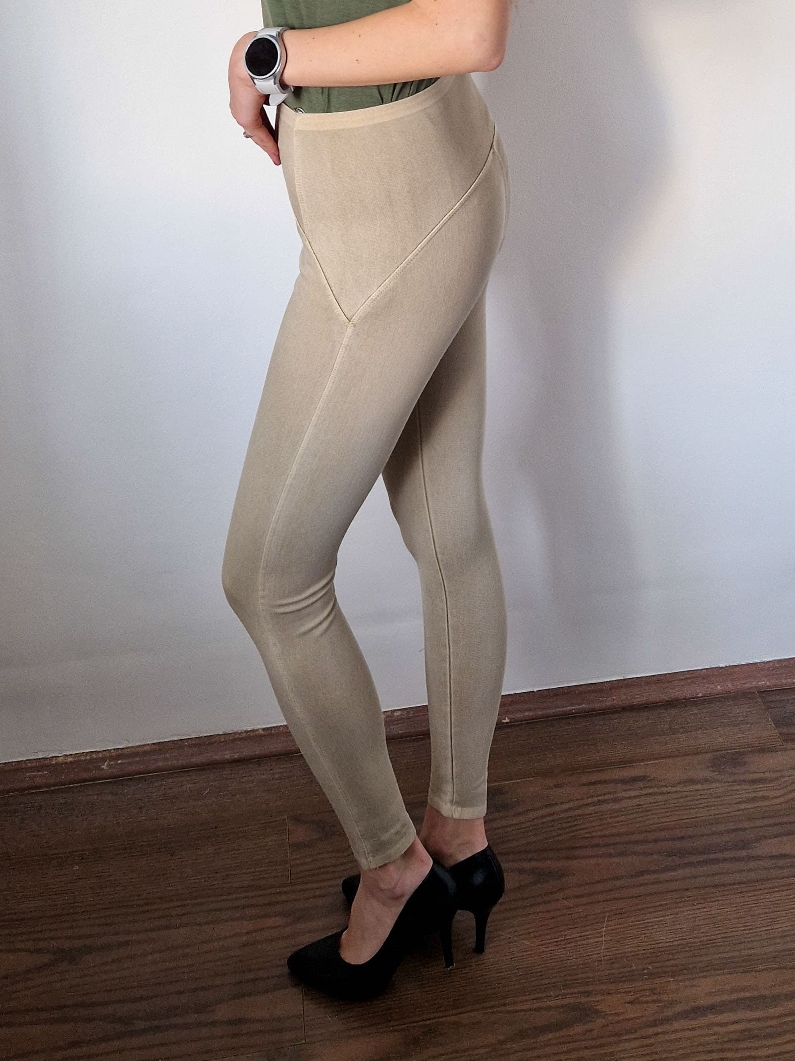 joy-homokszinu-alakformalo-farmerhatasu-push-up-leggings-3