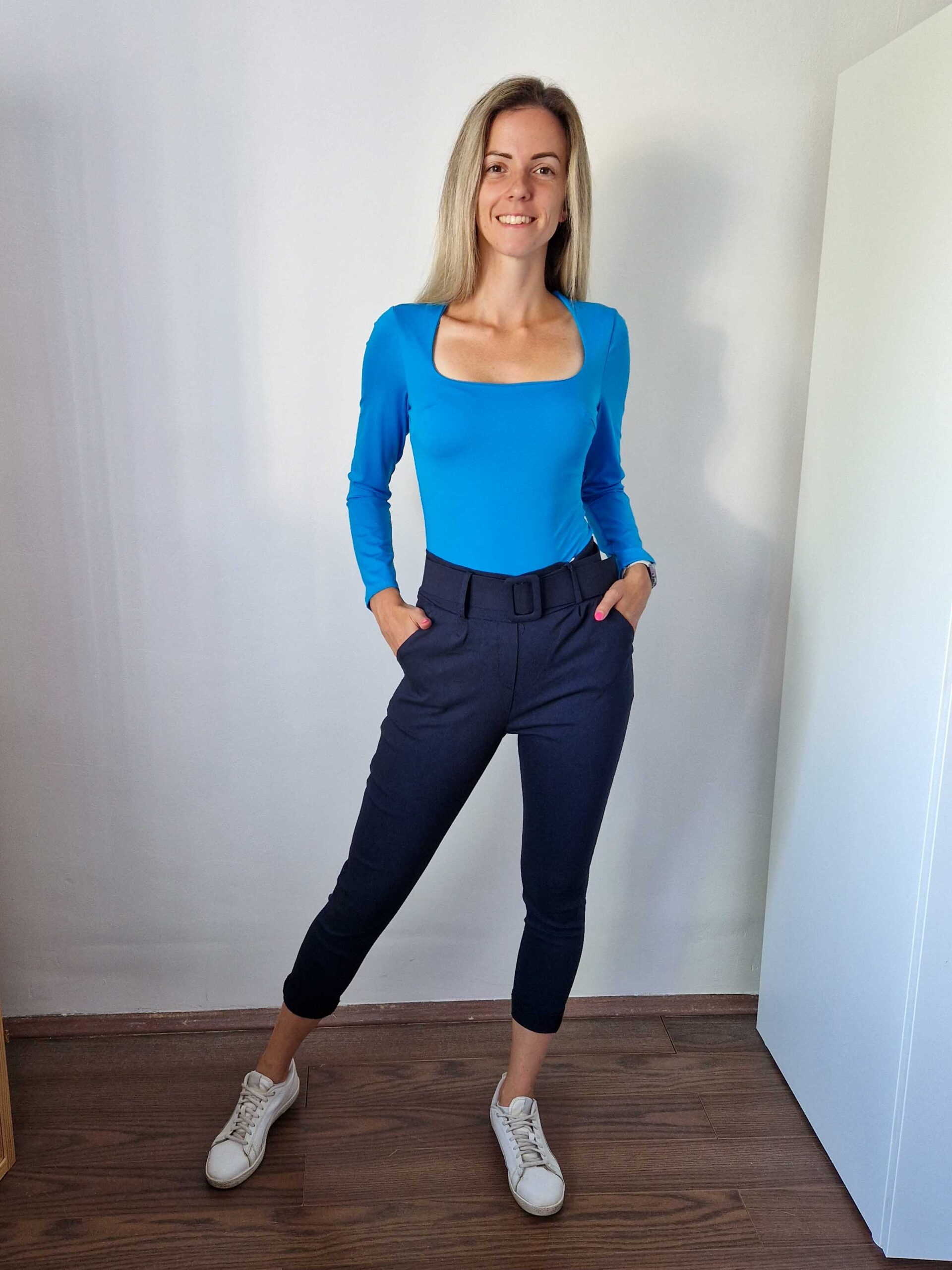 niki-kek-dekoltalt-body-12