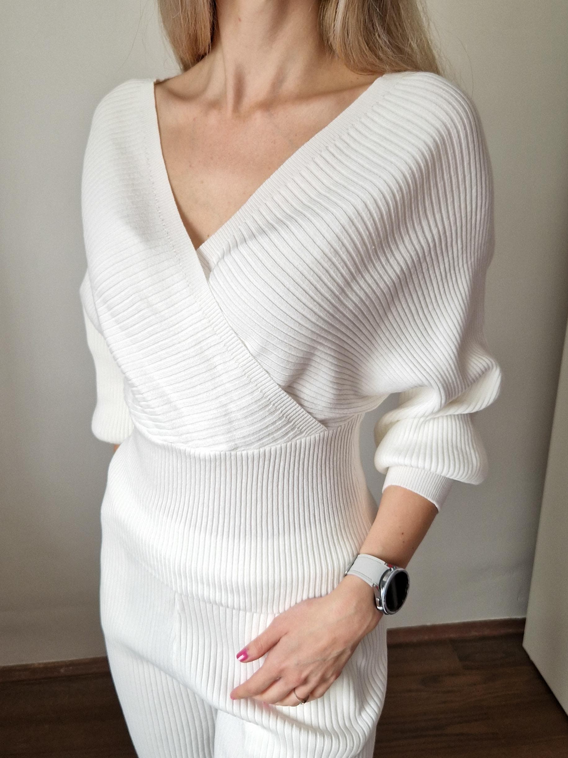 Tara fehér kötött szett