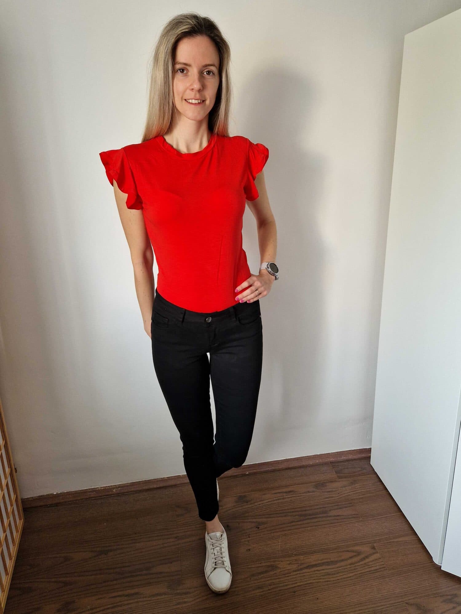 Vali piros fodros vállú viszkóz felső