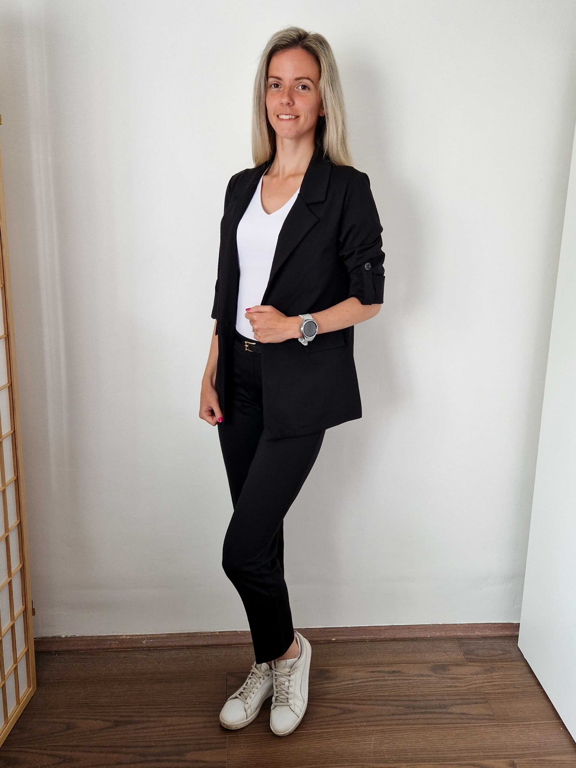 diane-hosszabb-fazonu-fekete-blezer-felgombolhato-ujjakkal-4