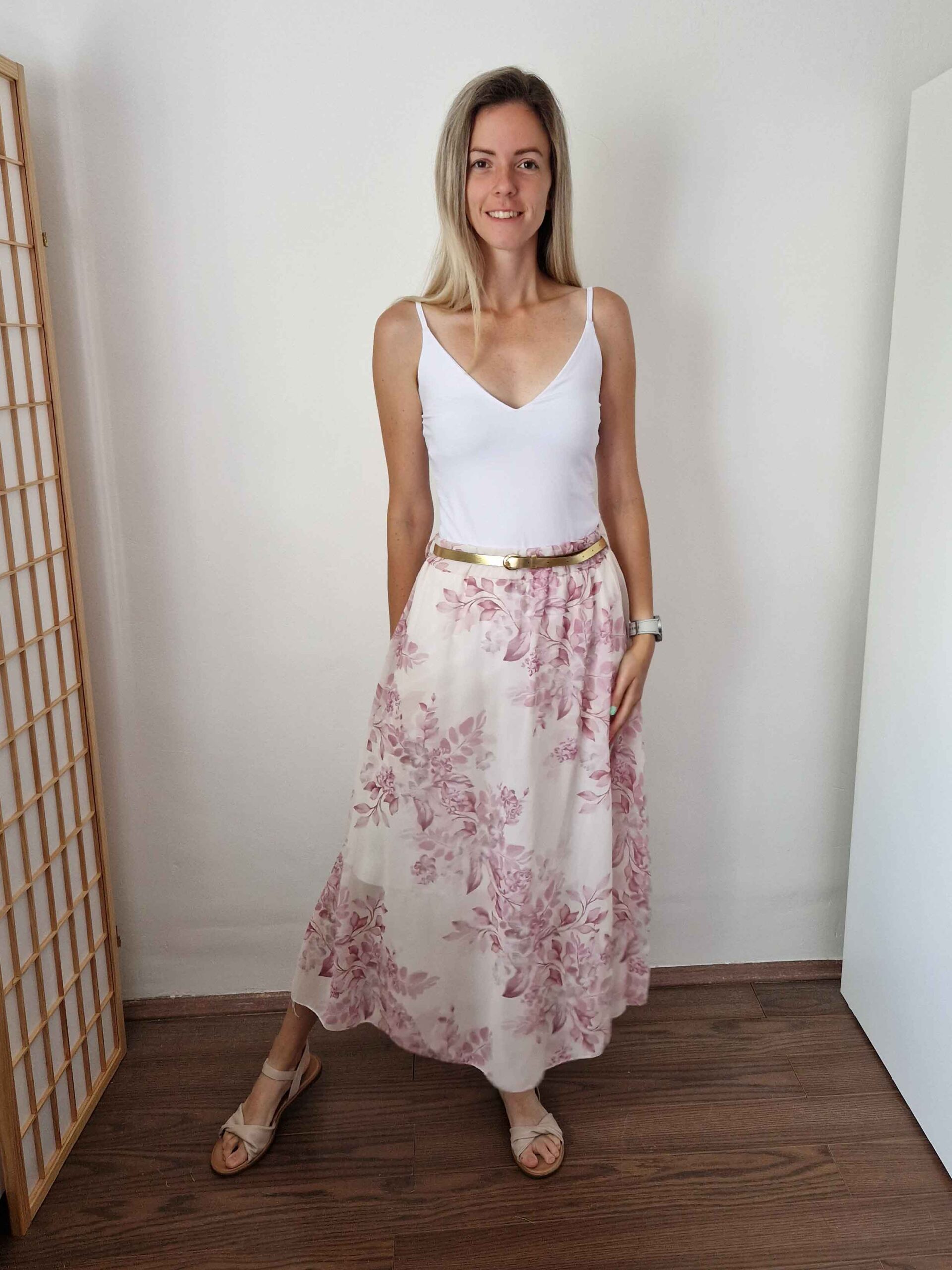 Floral mályva virágmintás gumis derekú szoknya övvel
