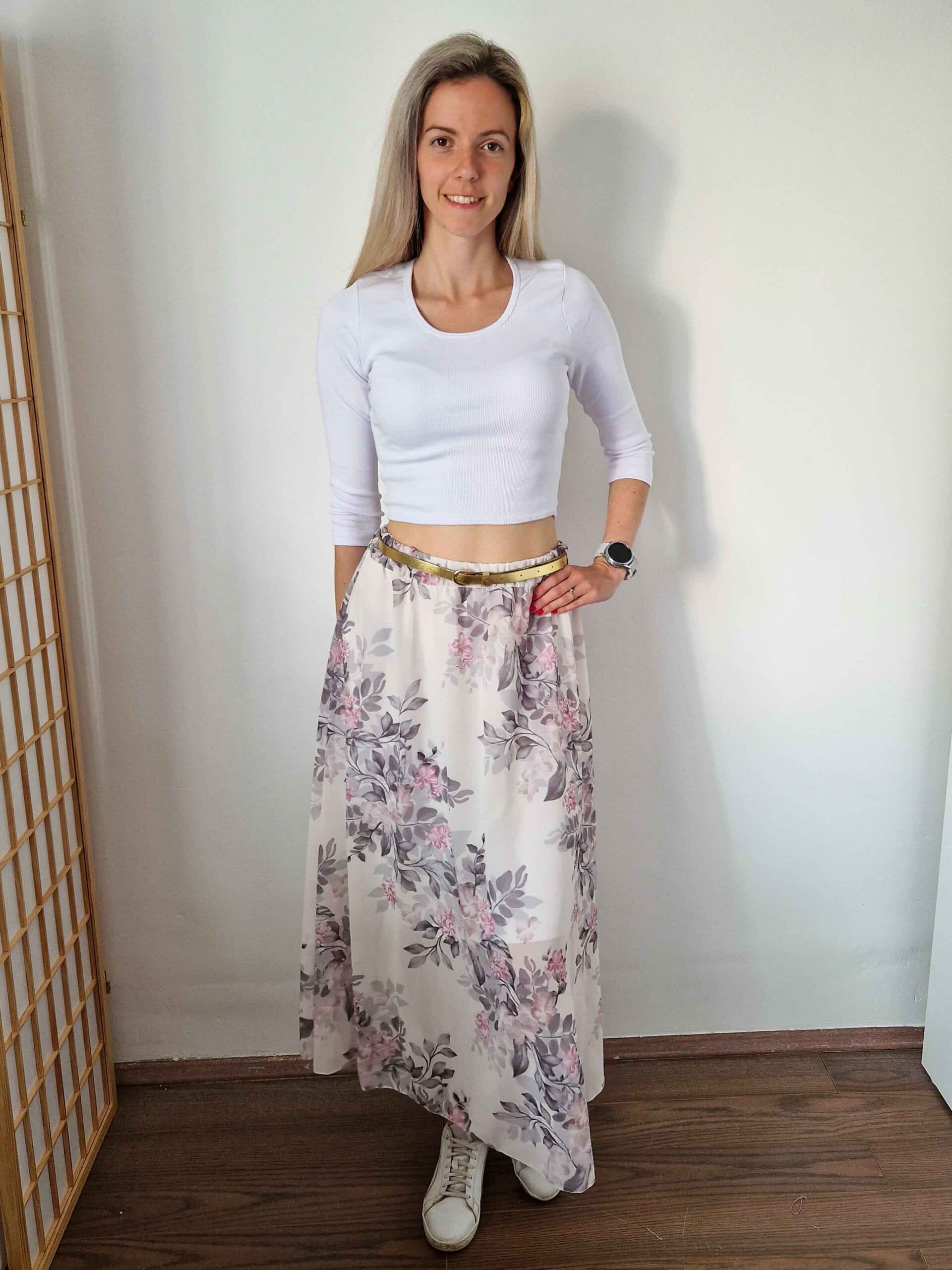 floral-szurke-viragmintas-gumis-dereku-szoknya-ovvel-2