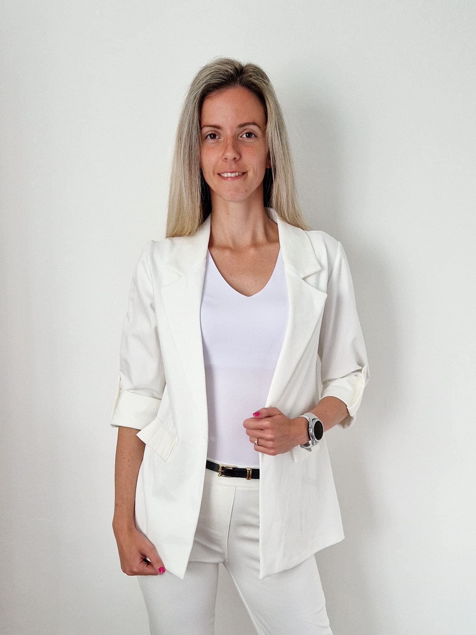 zoey-feher-elegans-elere-vasalt-elasztikus-nadrag-9