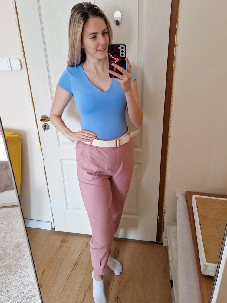 love-jeges-kek-rovid-ujju-v-nyaku-basic-felso-6