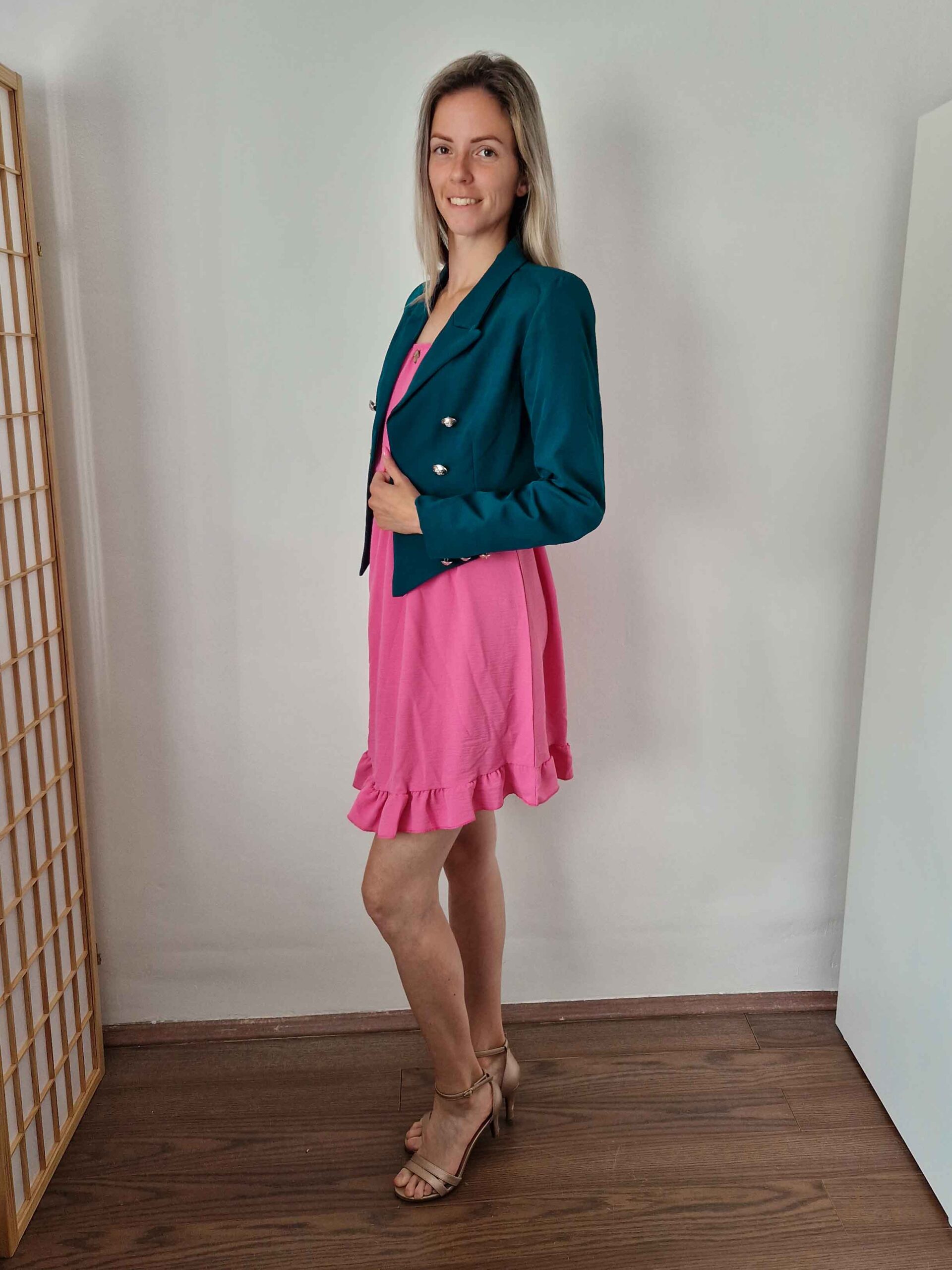 oliva-petrol-rovid-blezer-diszgombokkal-32