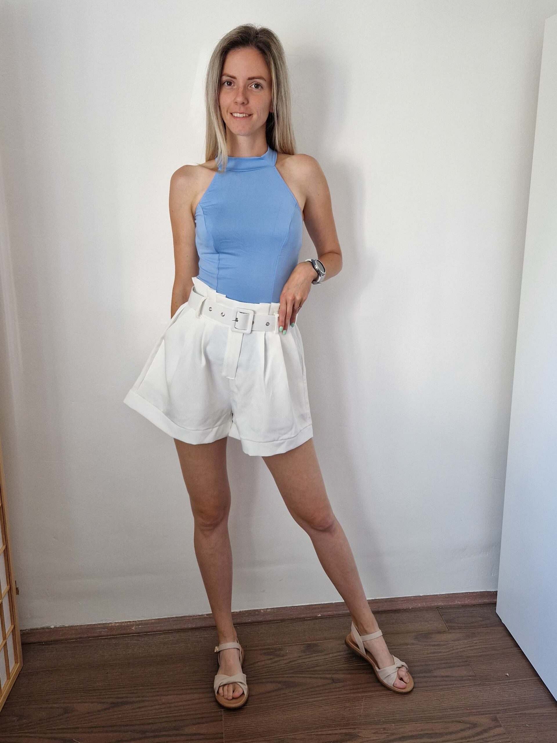 cristina-feher-elegans-rovidnadrag-allithato-ovvel-11