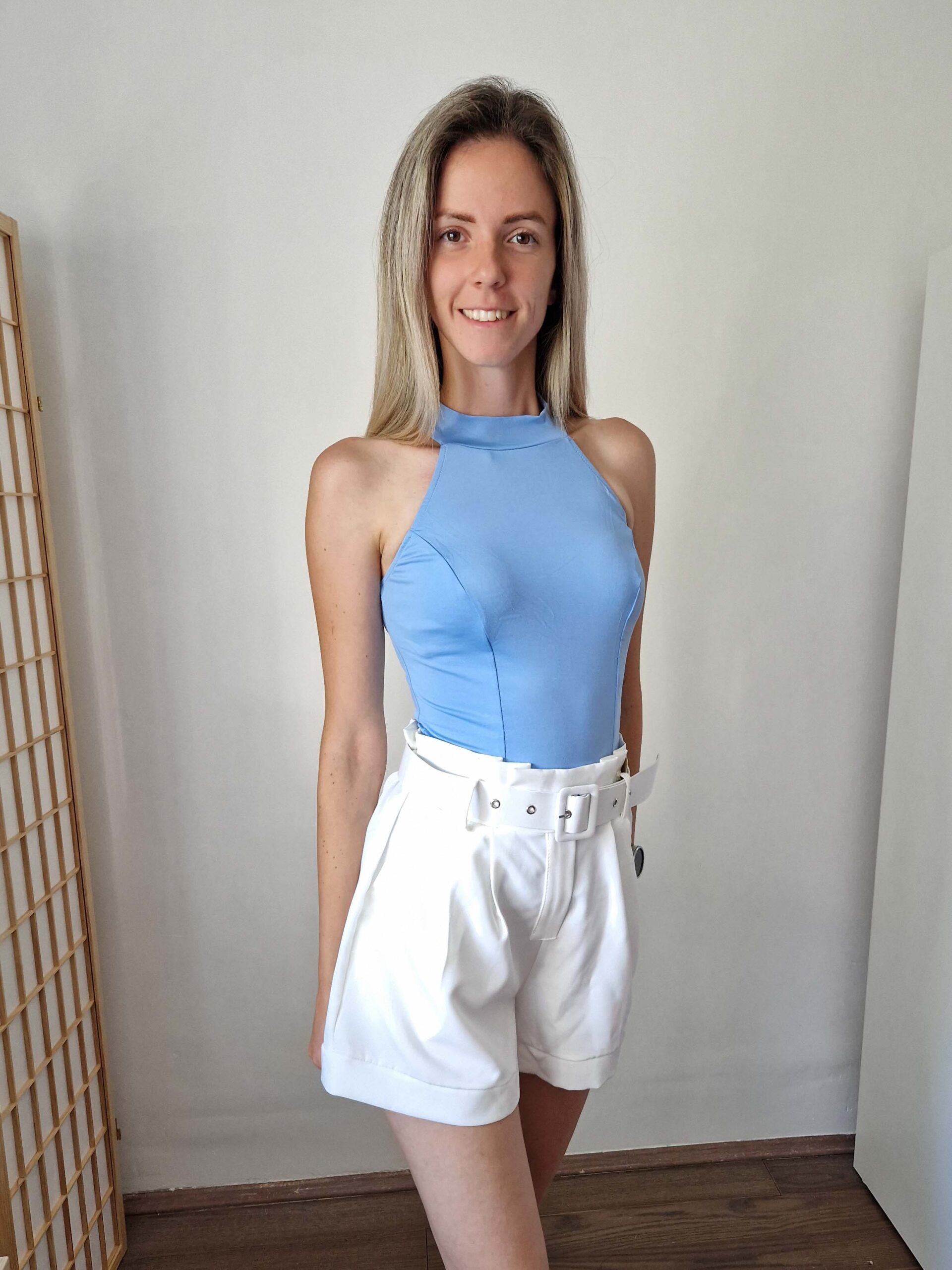 Cristina fehér elegáns rövidnadrág