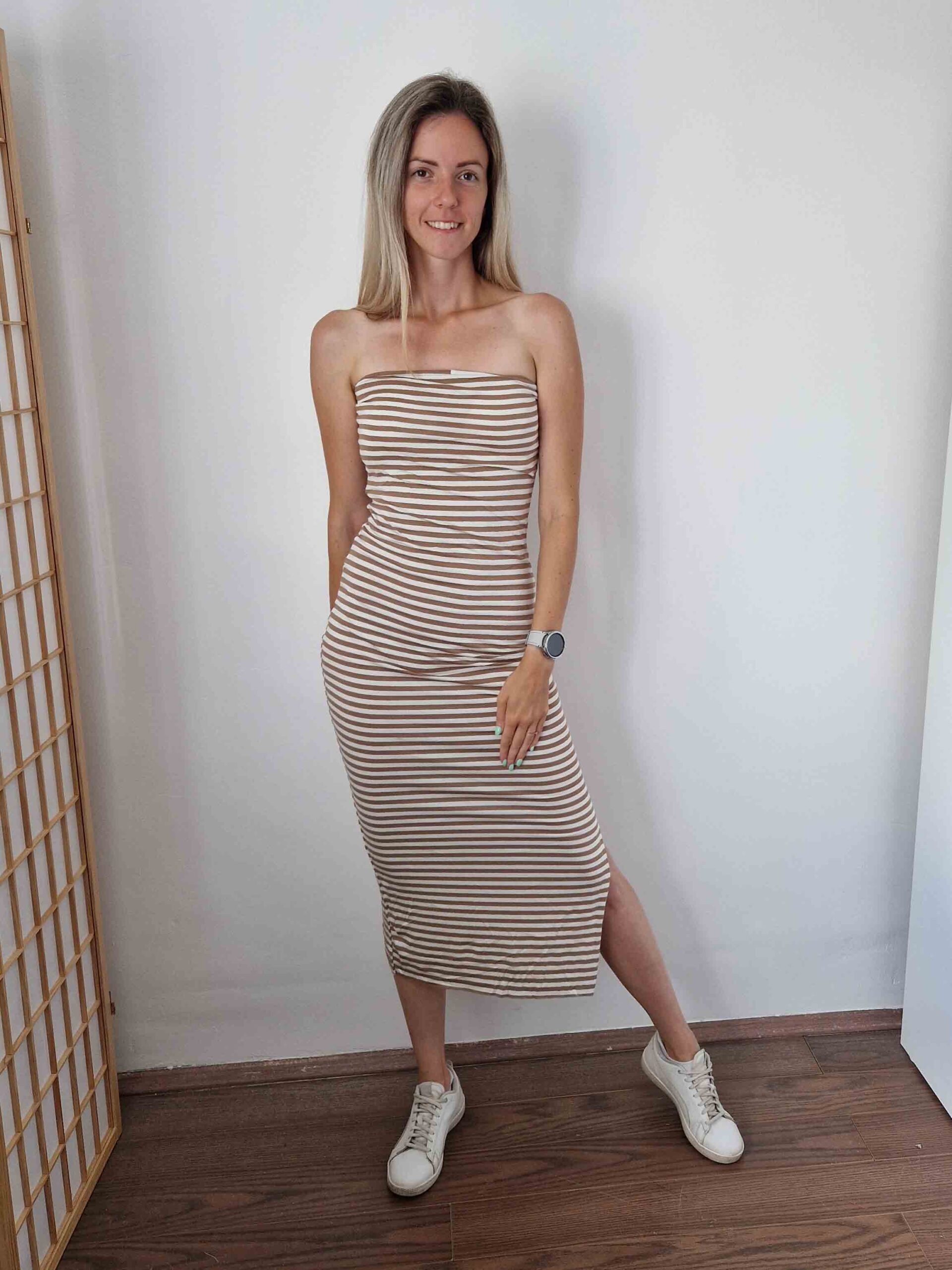 Grace barna minicsíkos pánt nélküli sliccelt ruha