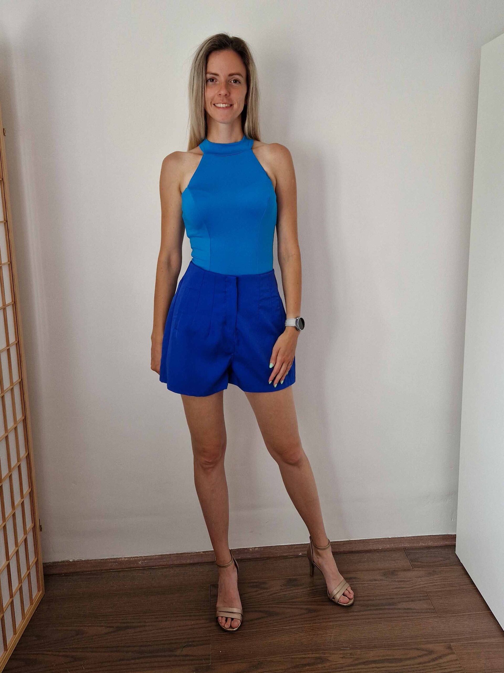 Hannah halter nyakú elegáns aqua kék felső