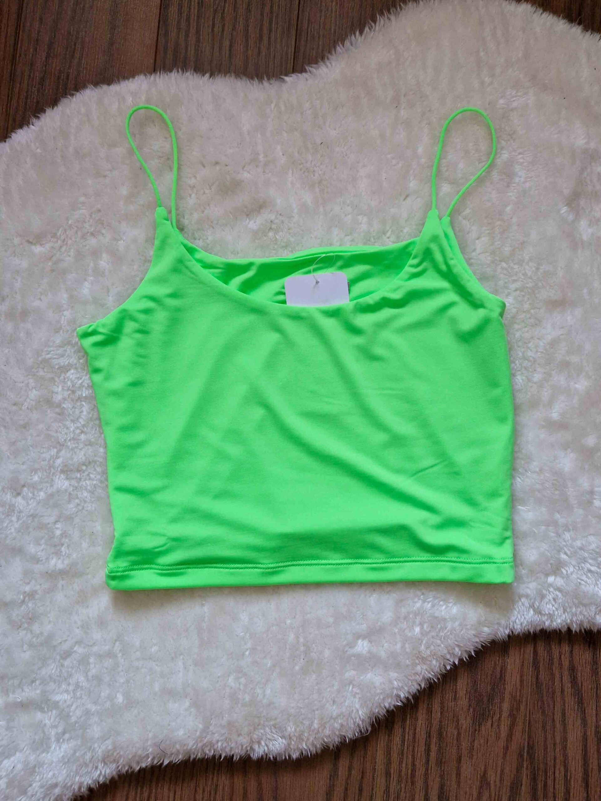 Regina kereknyakú spagettipántos basic neon zöld crop top