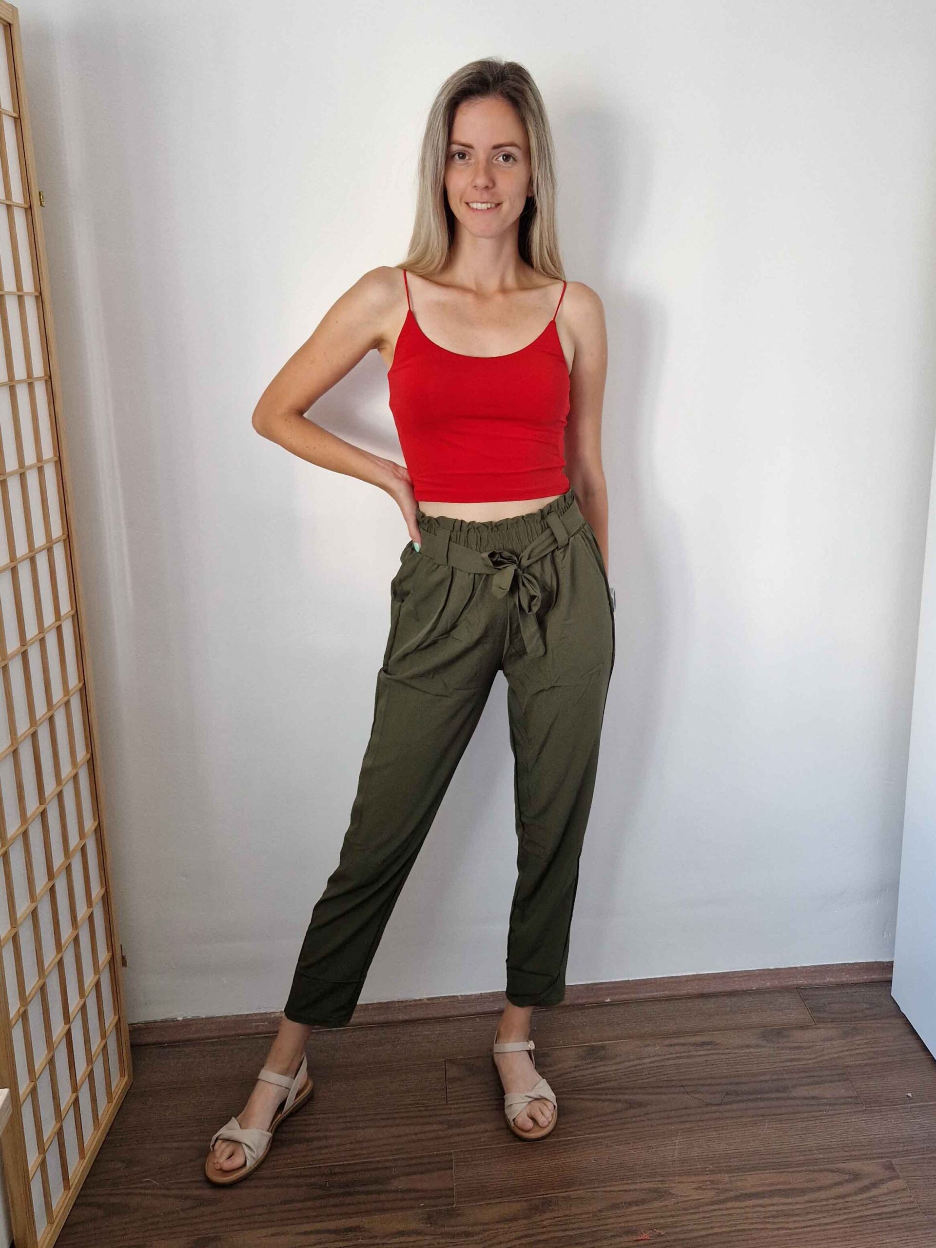 regina-piros-spagettipantos-crop-top-3