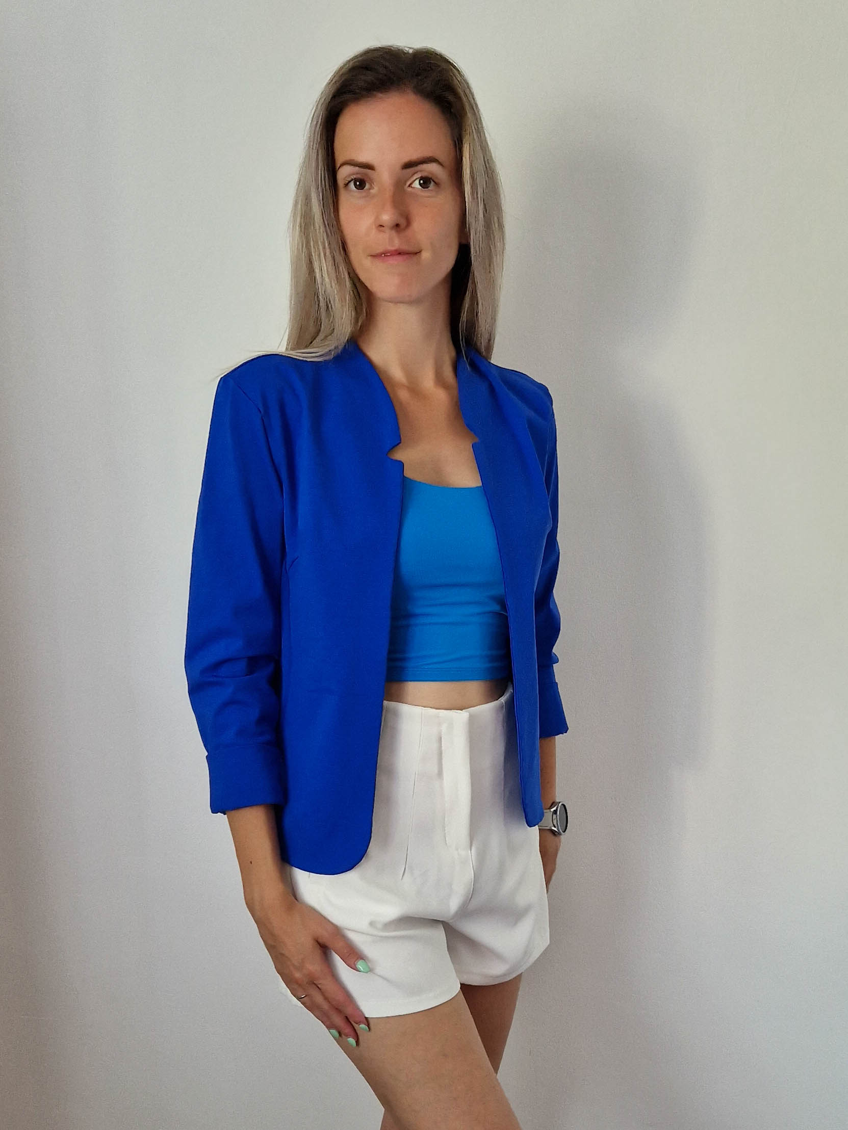 sally-feher-elegans-rovidnadrag-20