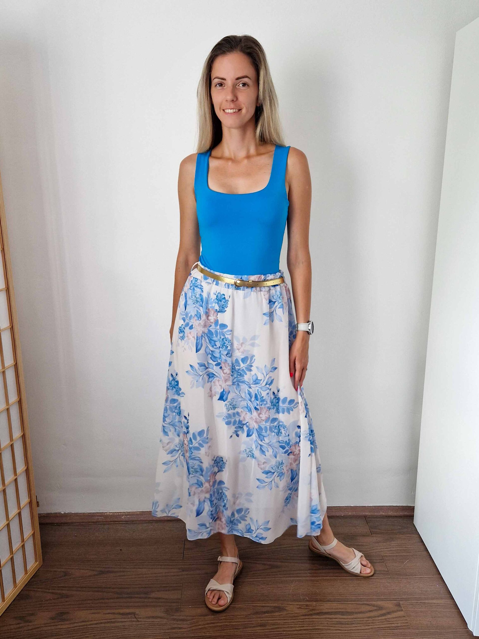 Blanka aqua kék push-up hatású kerek nyakú dekoltált ujjatlan body