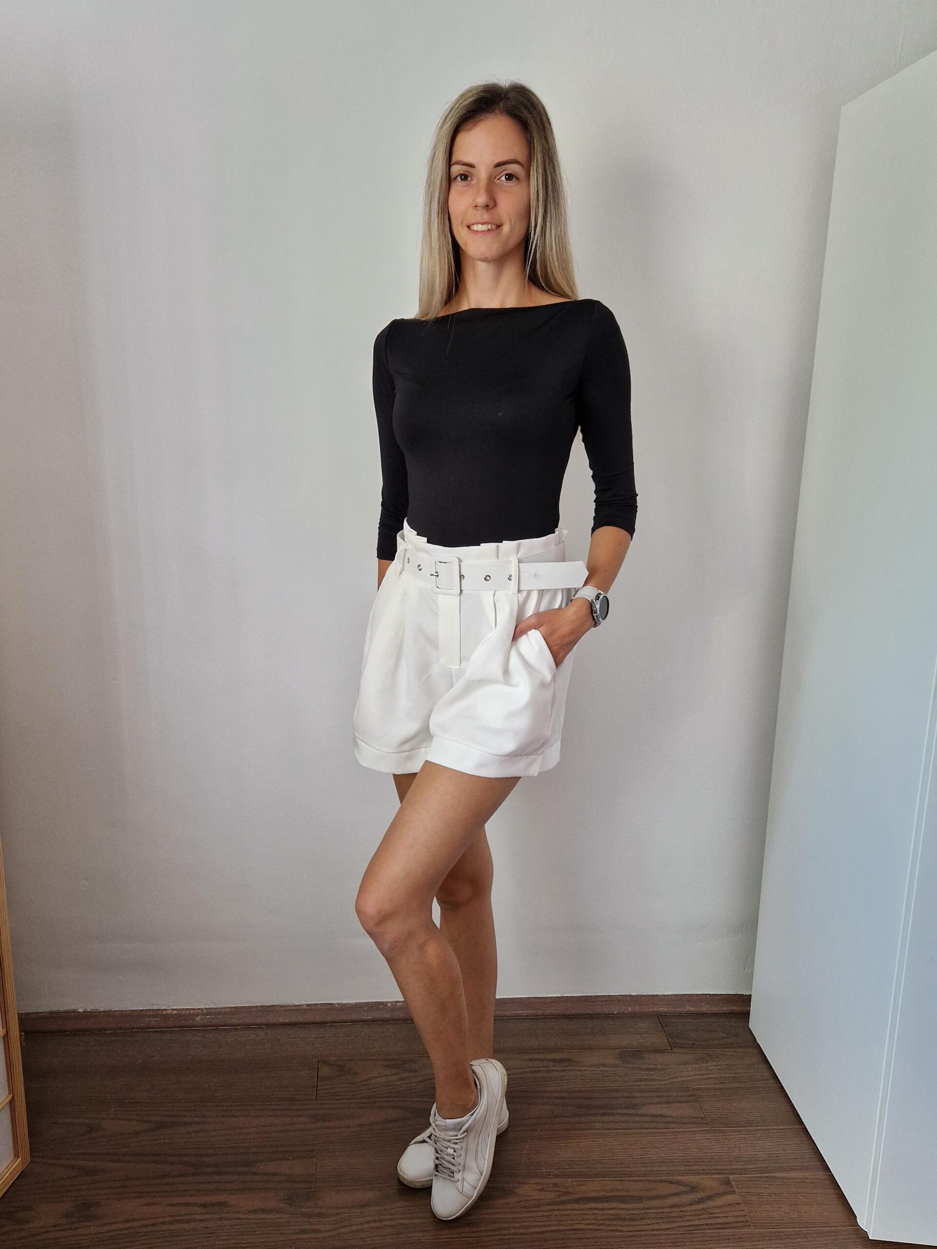 cristina-feher-elegans-rovidnadrag-allithato-ovvel-27