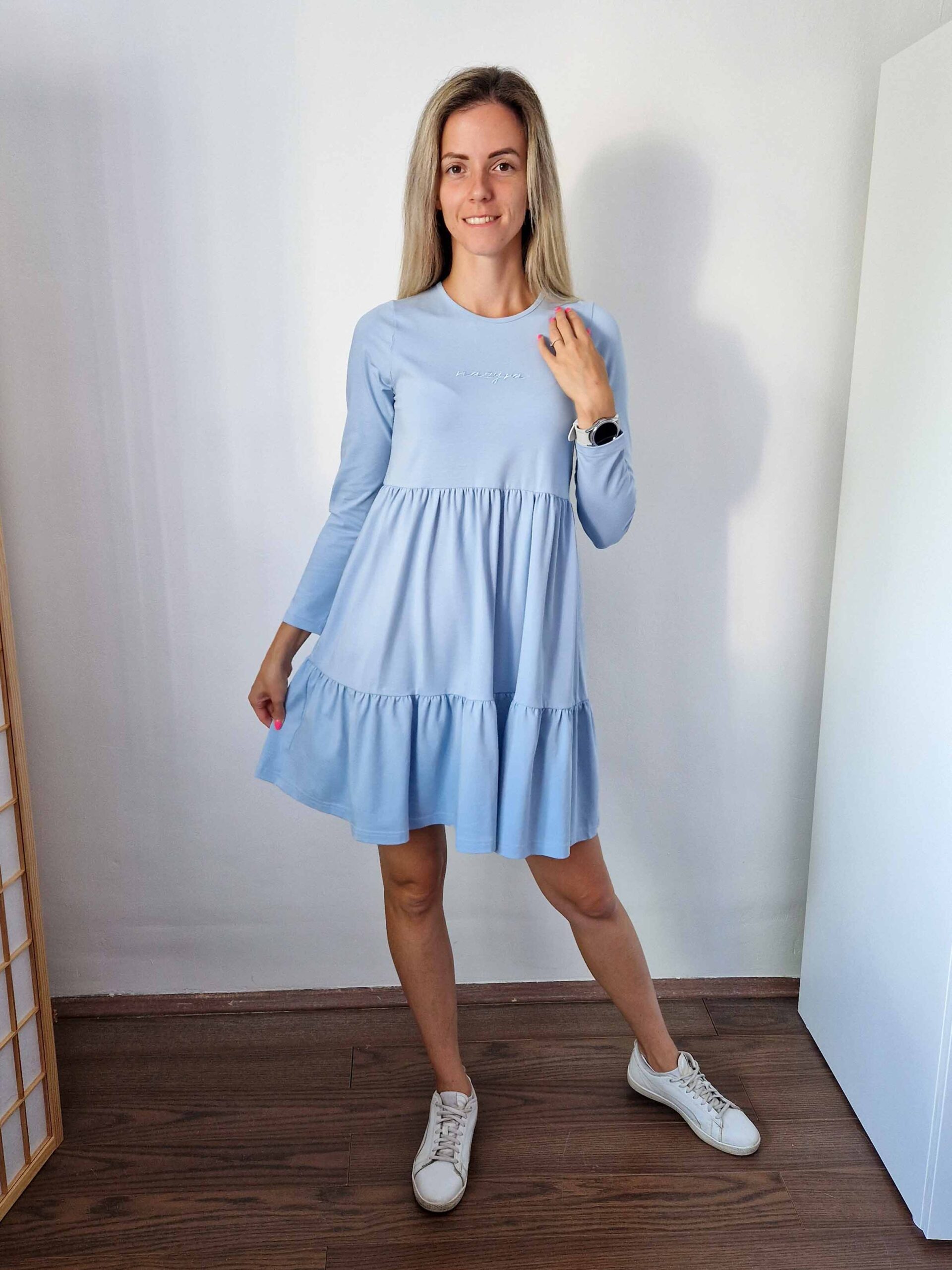 sara-vilagoskek-fodros-pamutruha-hosszu-ujjakkal-11