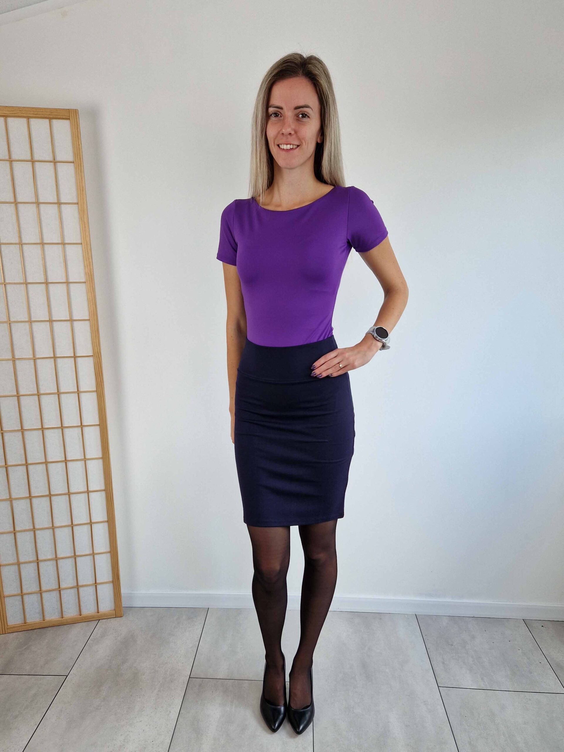 csenge-lila-kerek-nyaku-rovidujju-body-9