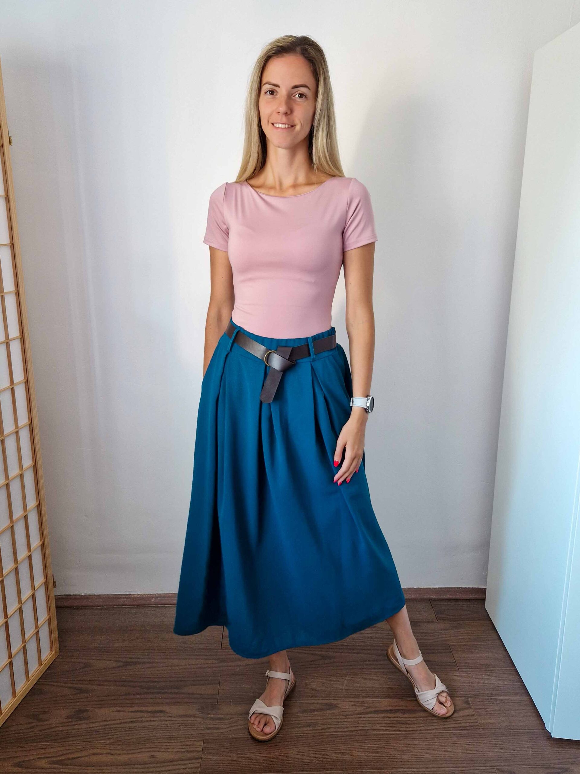 csenge-malyva-kerek-nyaku-rovidujju-body-2