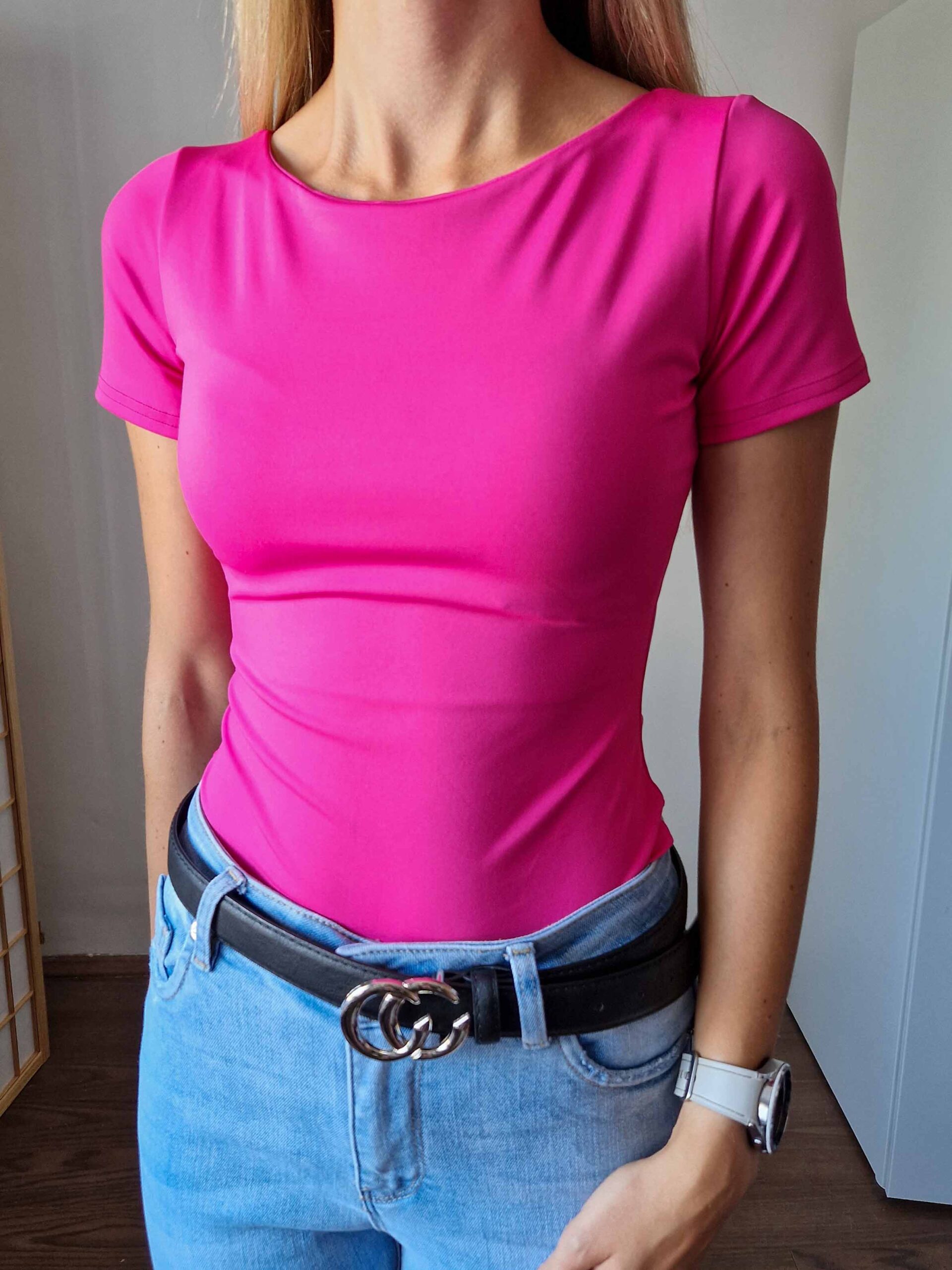 csenge-pink-kerek-nyaku-rovidujju-body-1