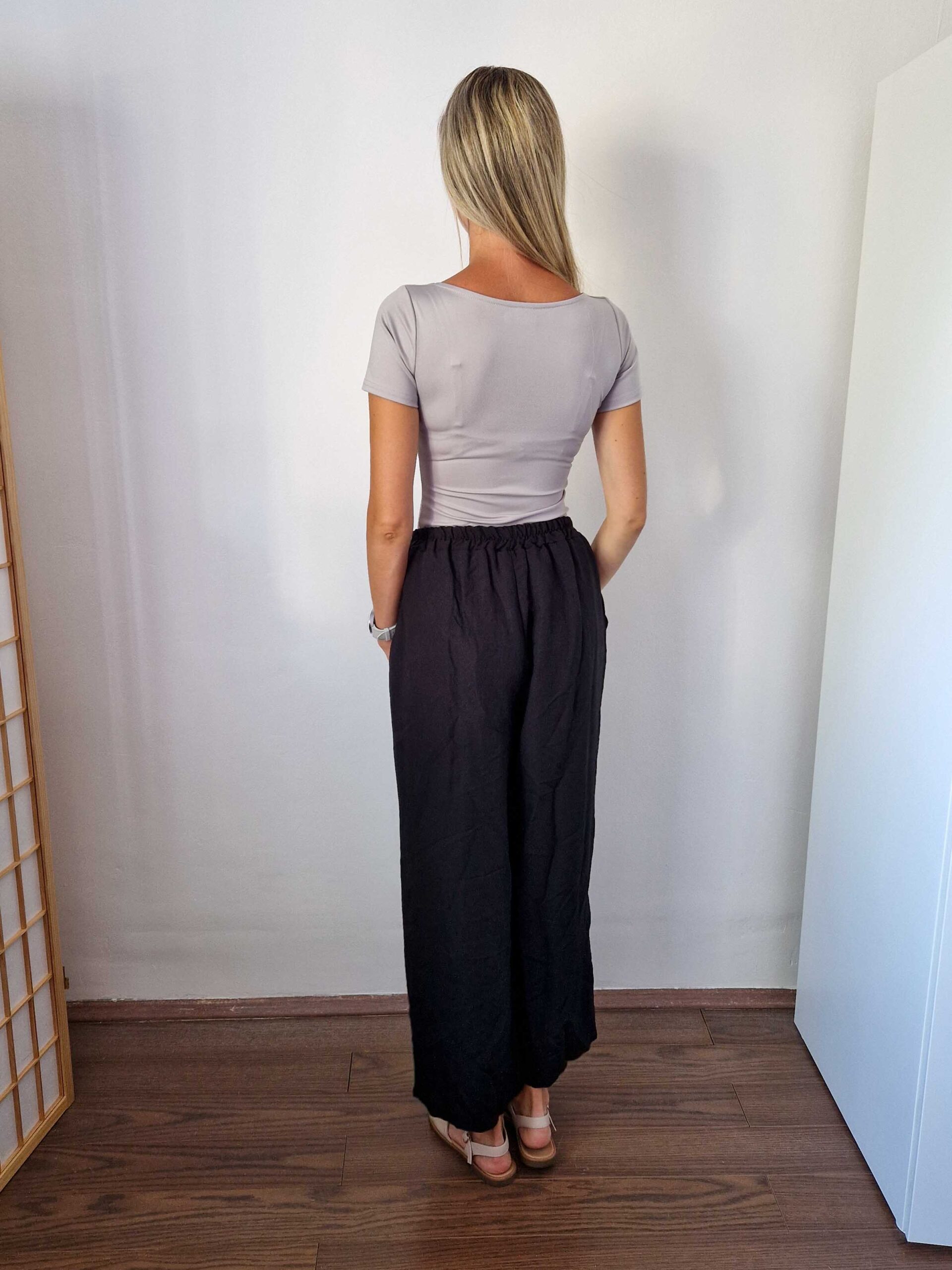 csenge-szurke-kerek-nyaku-rovidujju-body-5