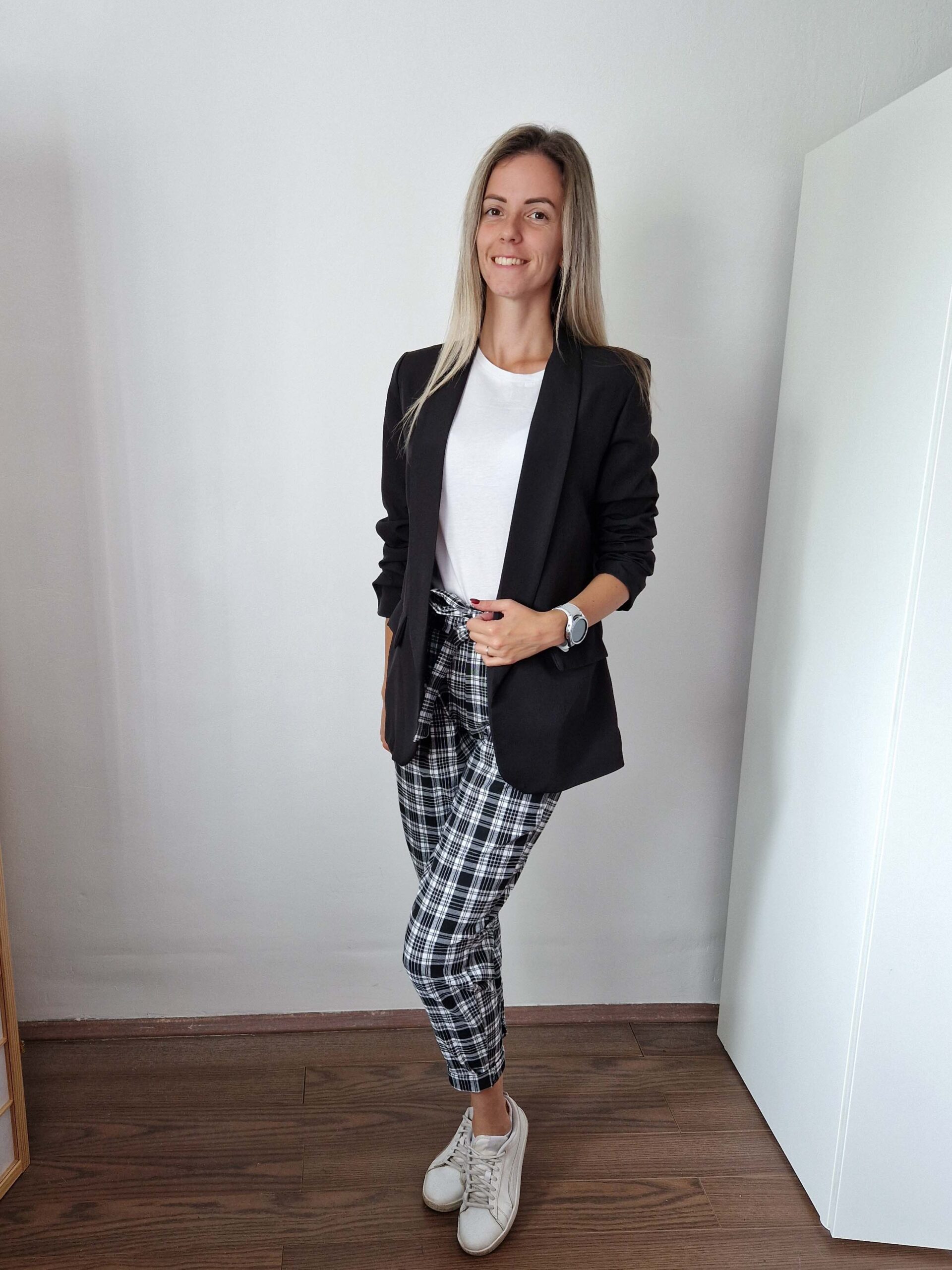 Ingrid fekete blézer – 36 méret