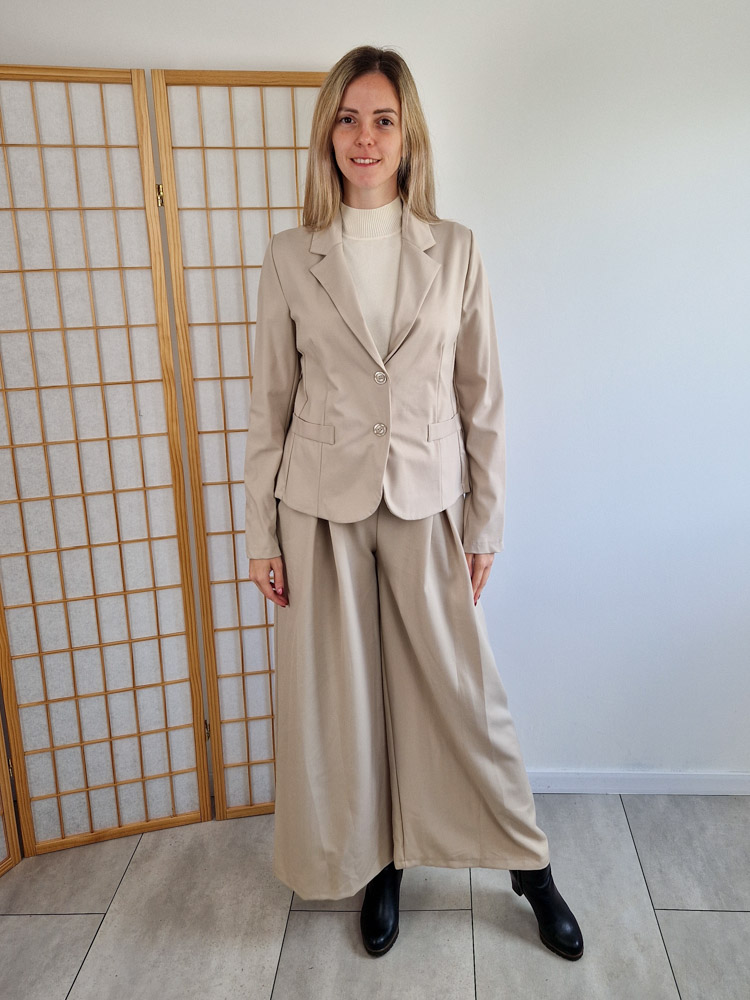naomi-normal-hosszusagu-karcsusitott-elegans-bezs-blezer-11
