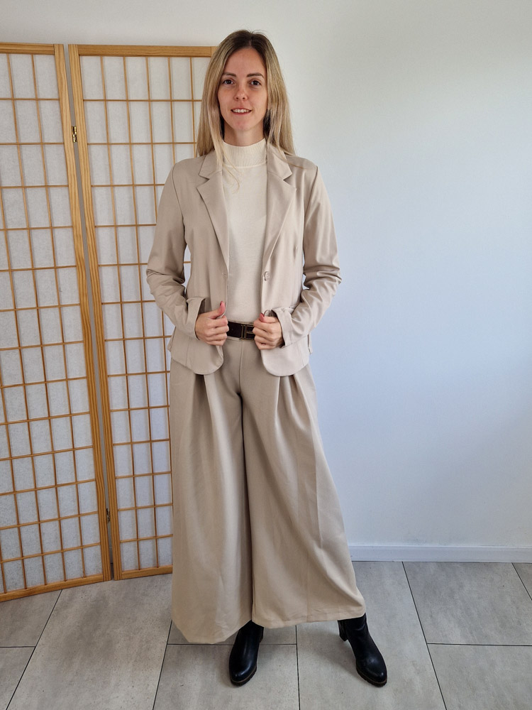 naomi-normal-hosszusagu-karcsusitott-elegans-bezs-blezer-6