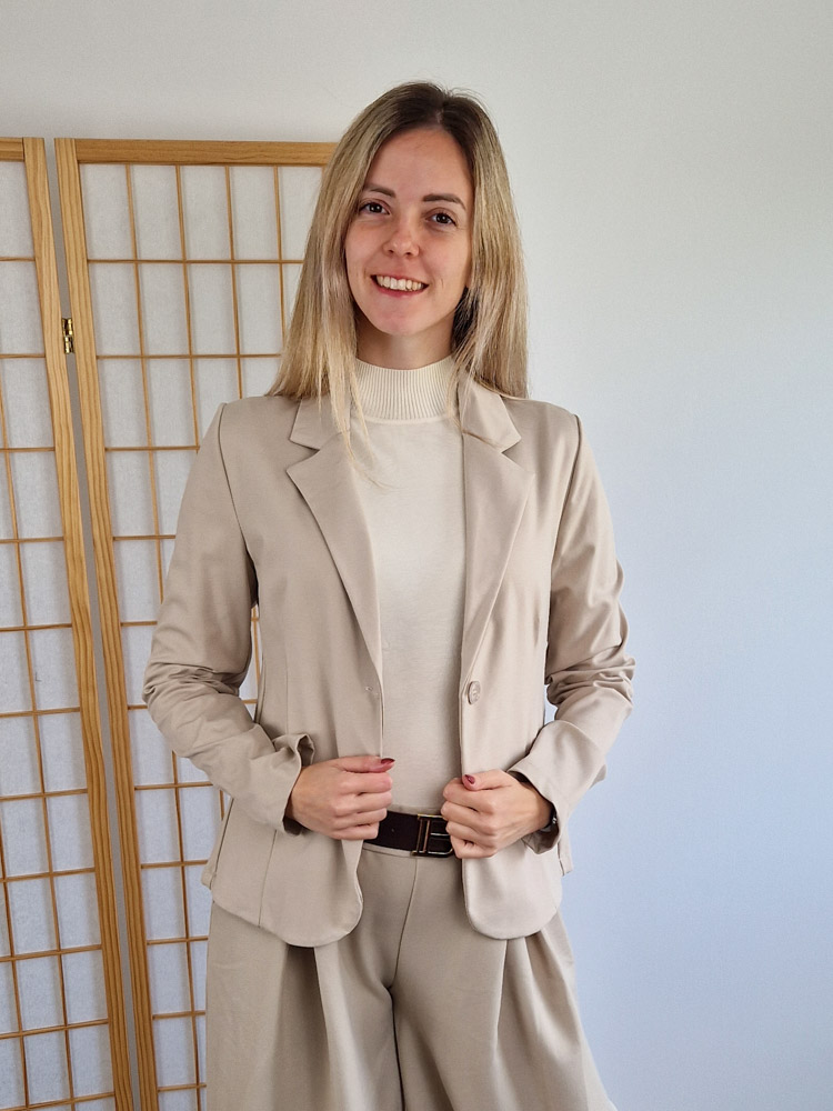 naomi-normal-hosszusagu-karcsusitott-elegans-bezs-blezer-8