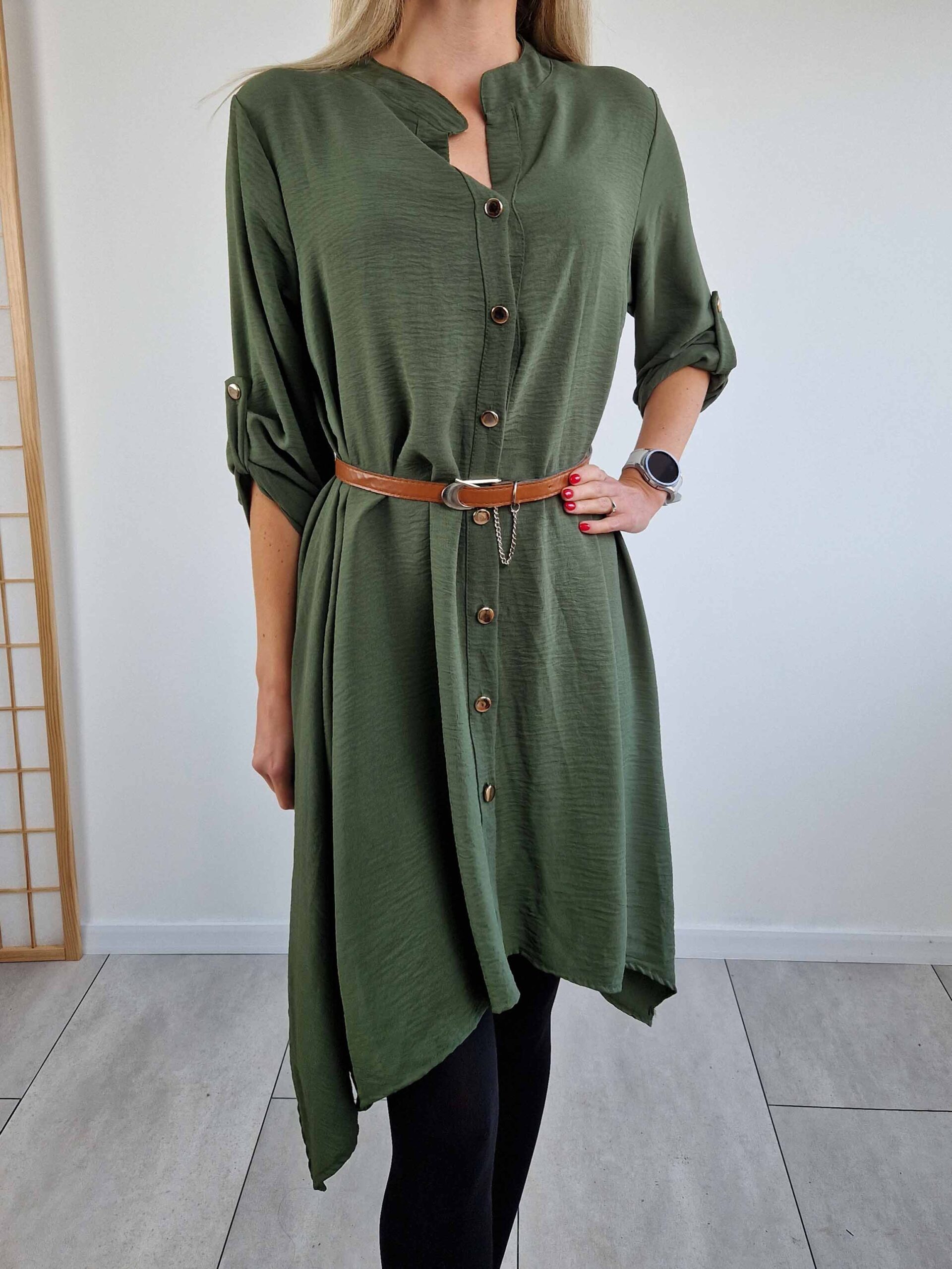 Monika-vegig-gombos-khaki-ingruha-aszimmetrikus-fazonnal-5