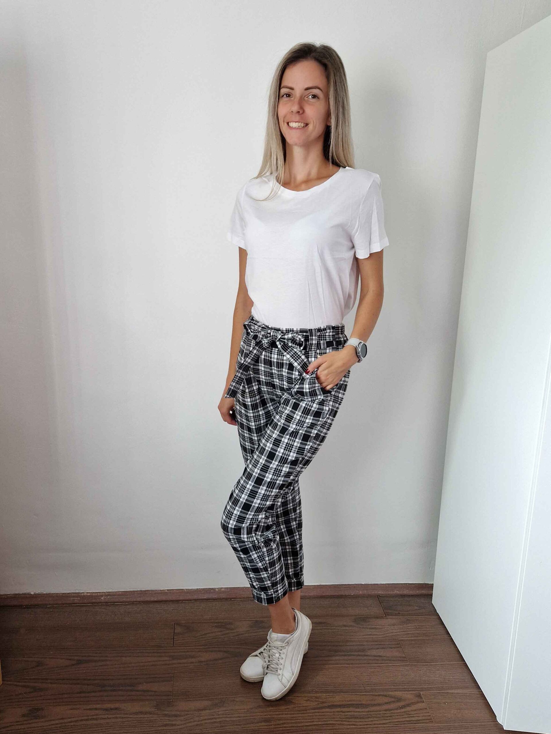 base-feher-kereknyaku-pamutfelso-1