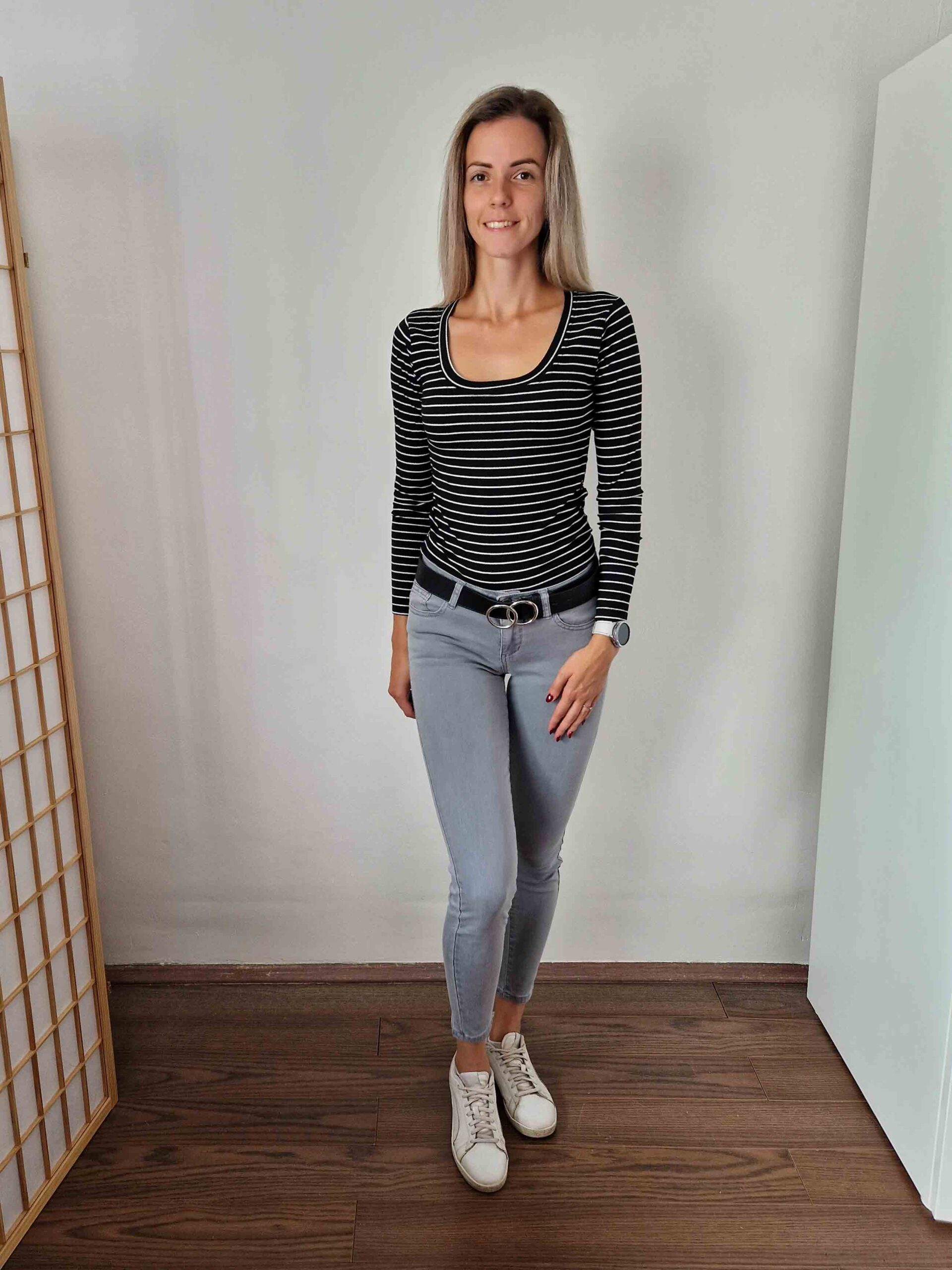 kiri-kereknyaku-csikos-fekete-pamutfelso-bordazott-anyagbol-2