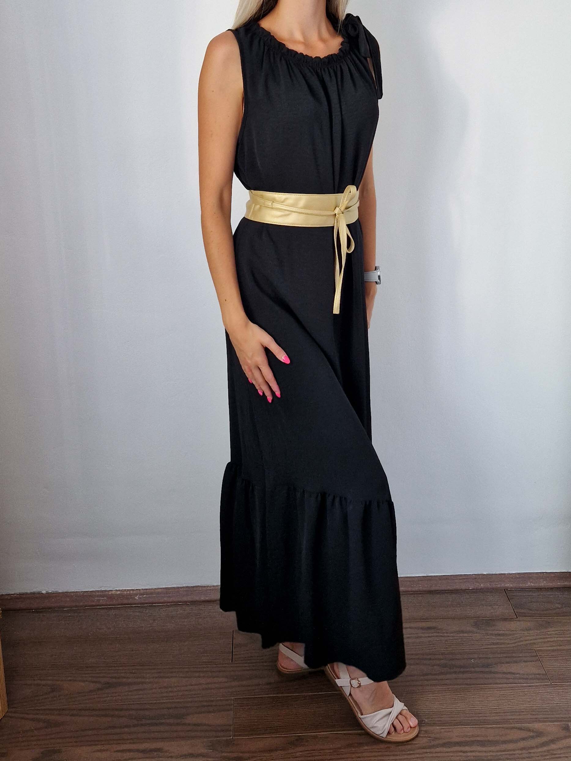 kornelia-vallan-masnis-fekete-maxiruha-6