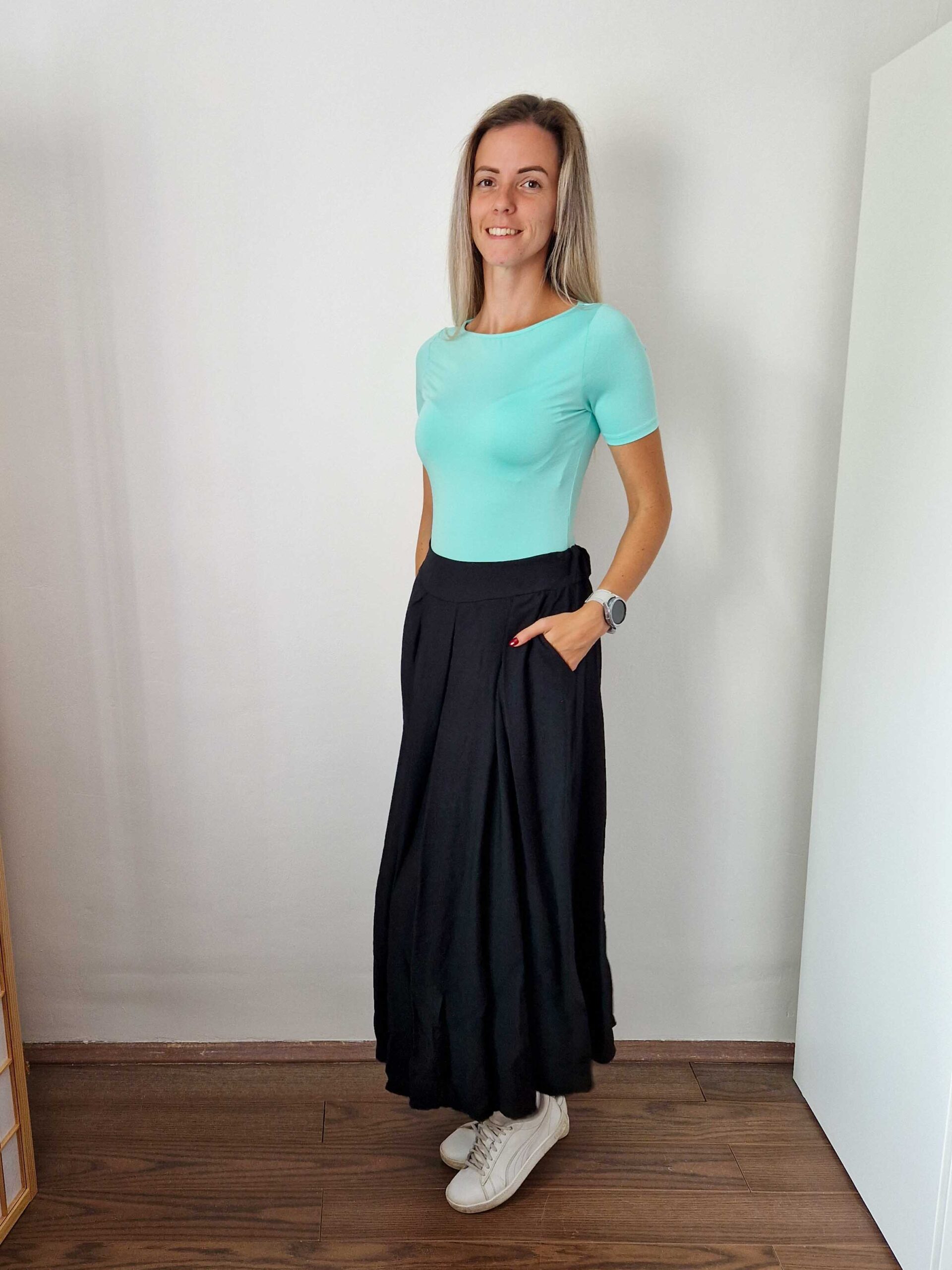 love-menta-rovid-ujju-kereknyaku-basic-felso-3
