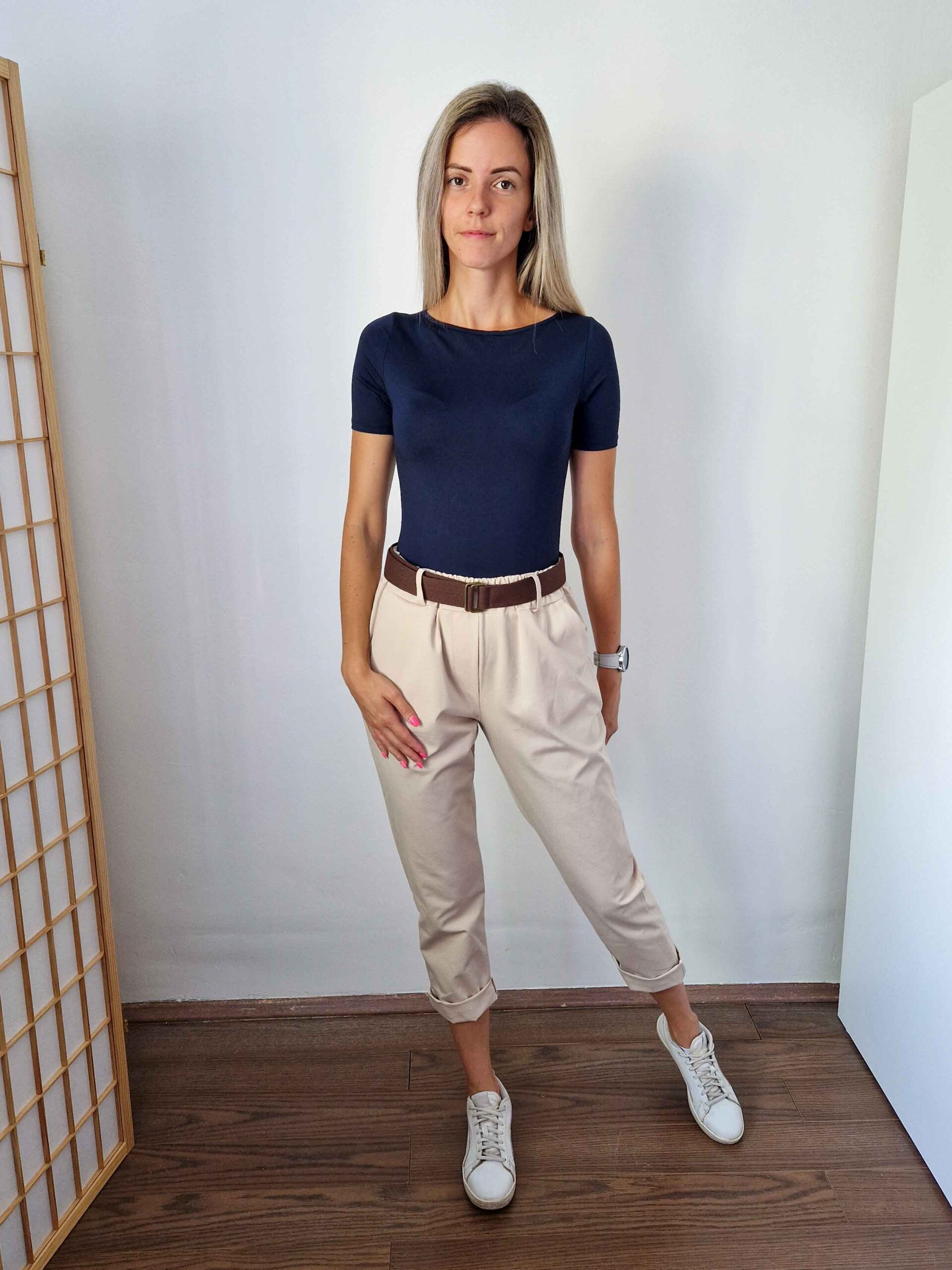 love-navy-kek-rovid-ujju-kereknyaku-basic-felso-2