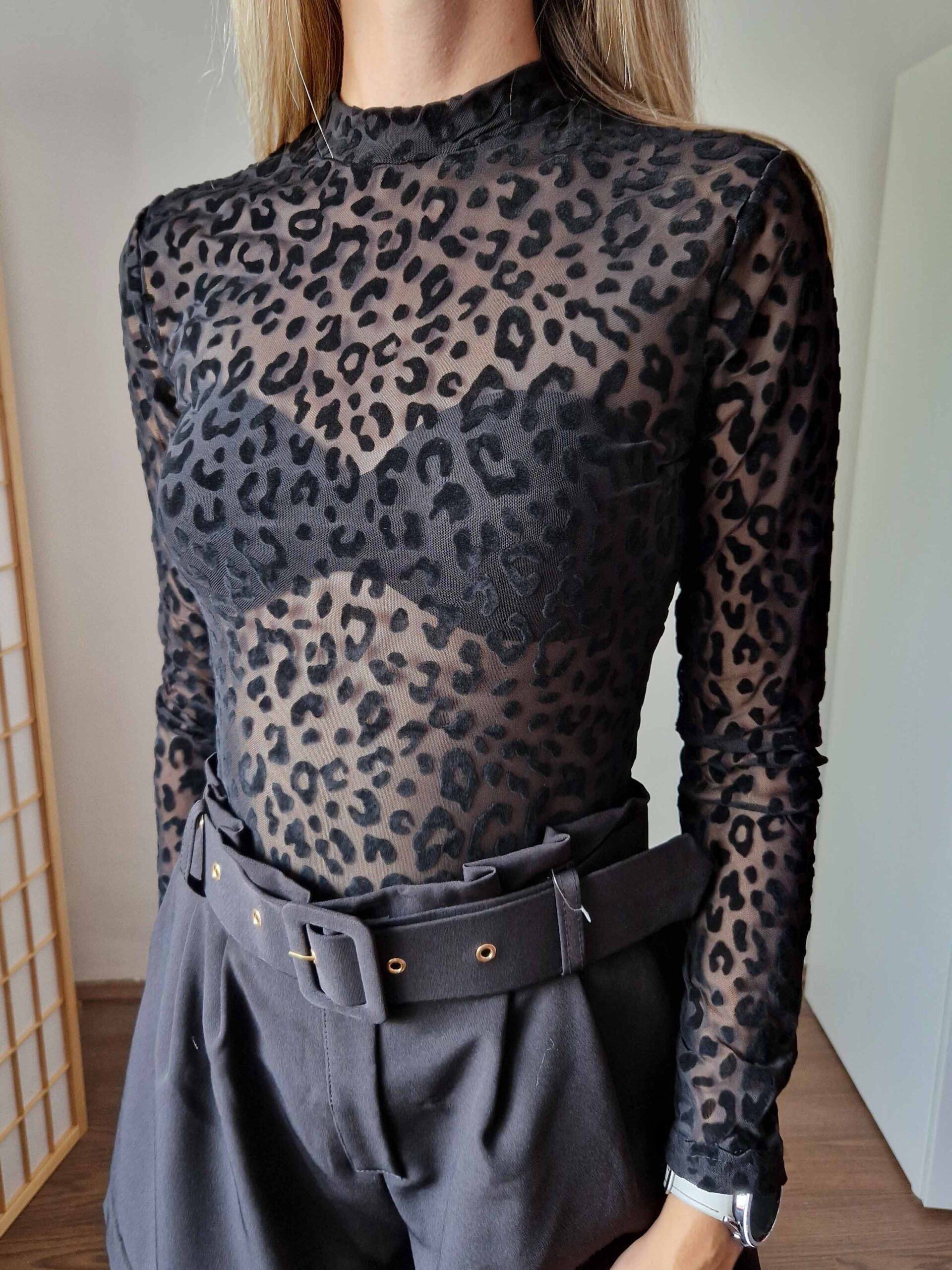 zaira-fekete-leopardmintas-neccbody-3